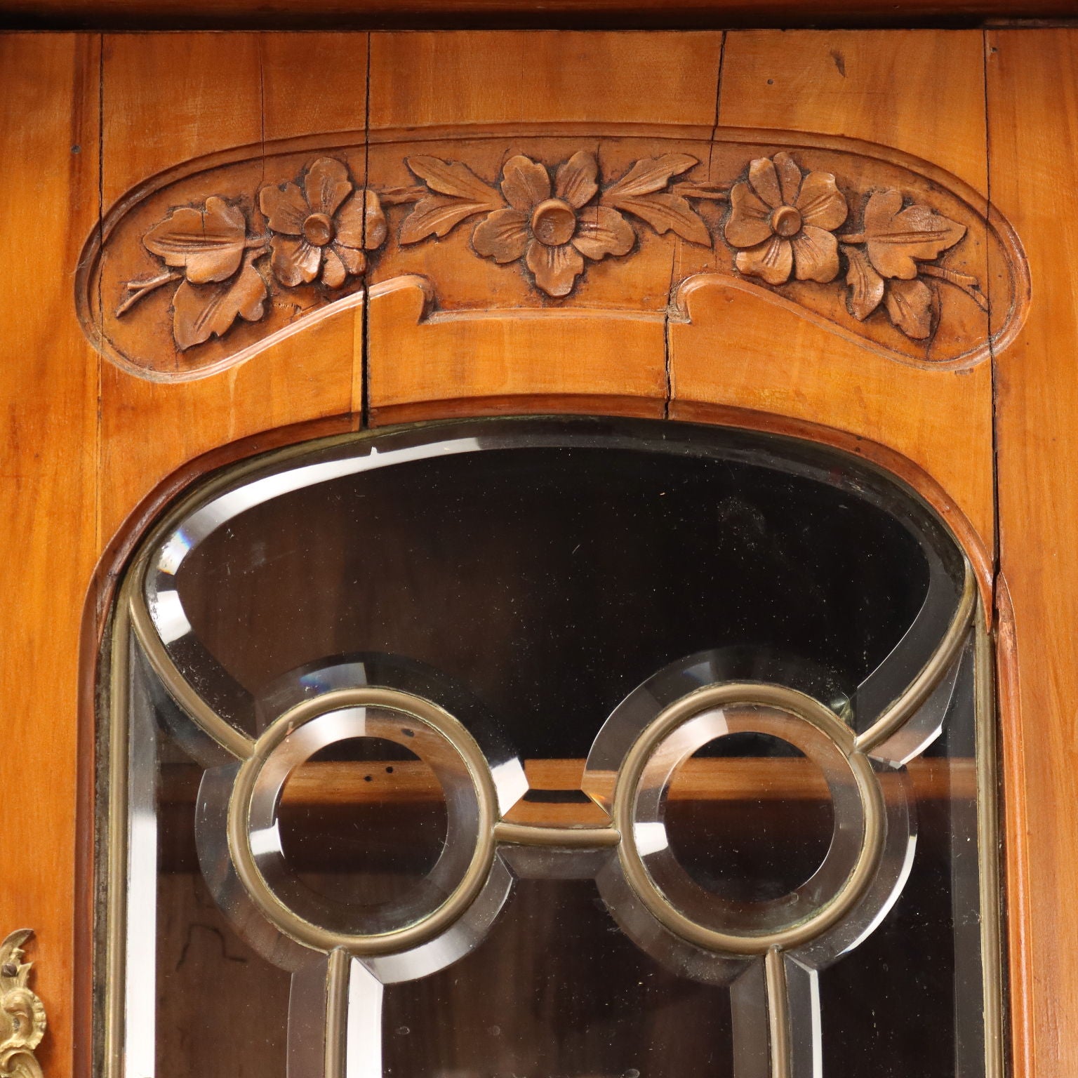  | Antiques  Cupboards