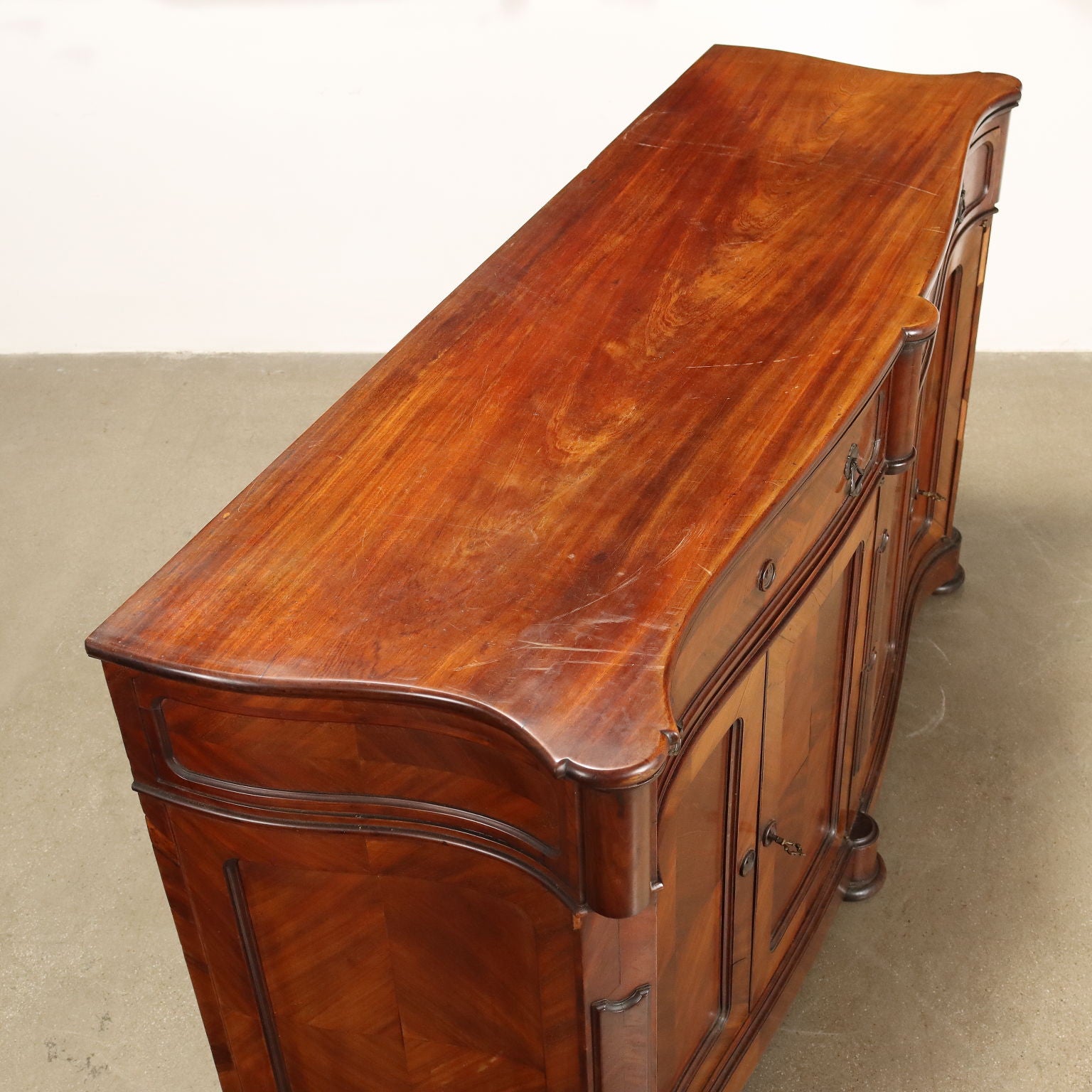  | Antiques  Cupboards