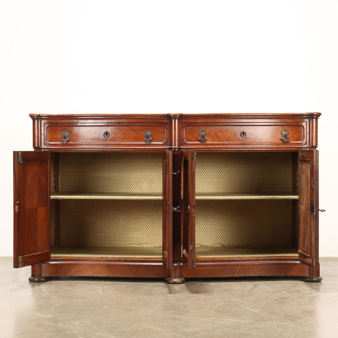  | Antiques  Cupboards