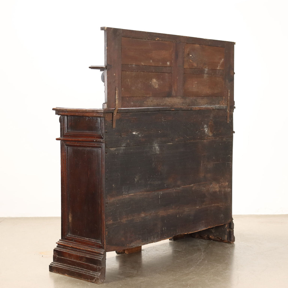  | Antiques  Cupboards