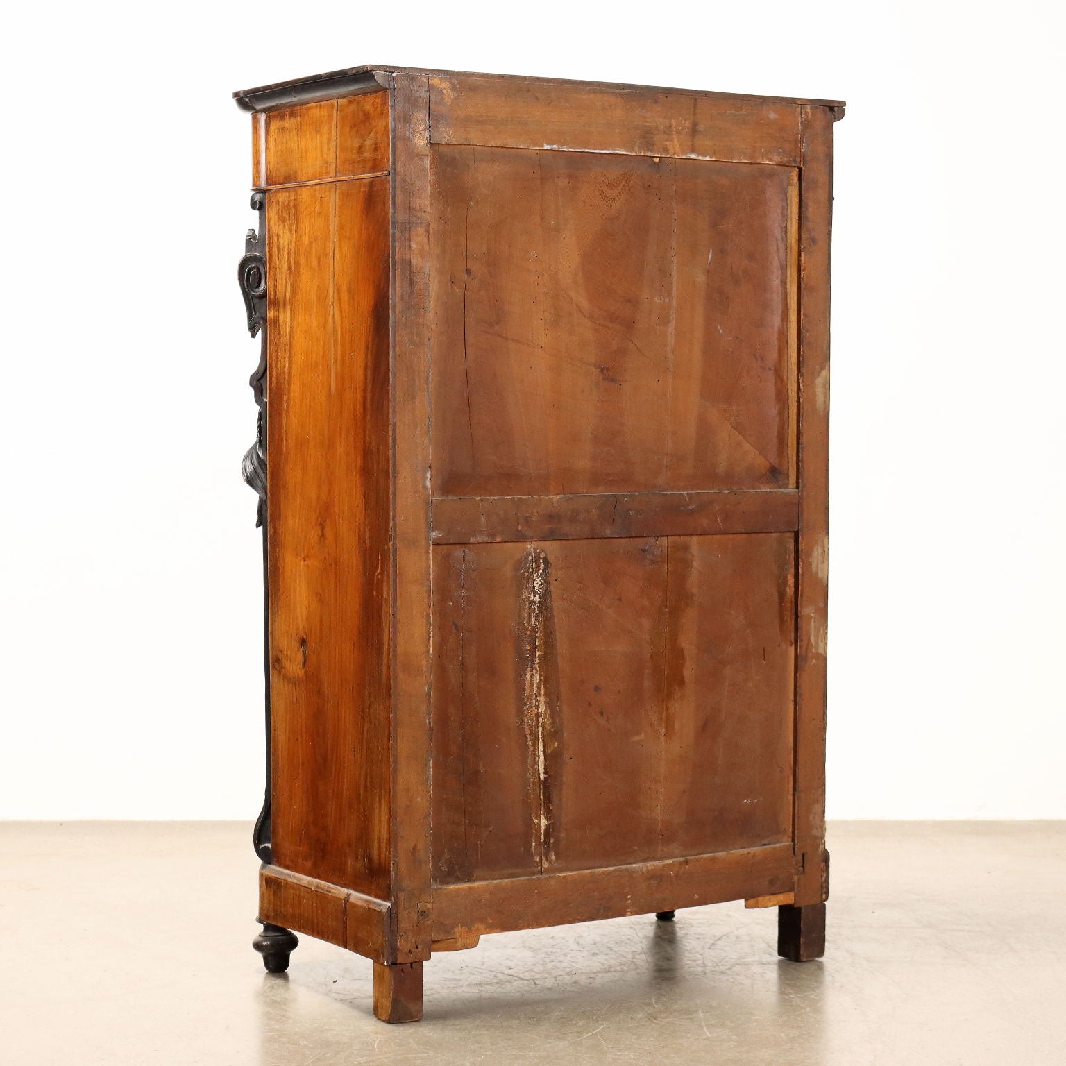 | Antiques  Cupboards