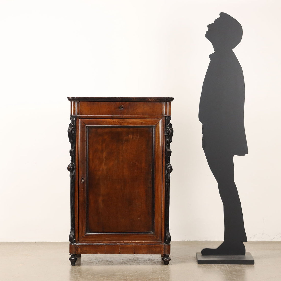  | Antiques  Cupboards