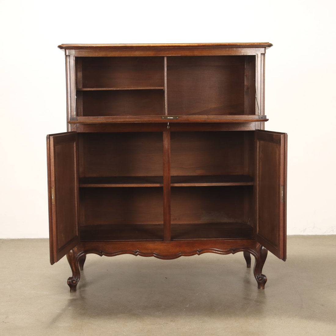  | Antiques  Cupboards