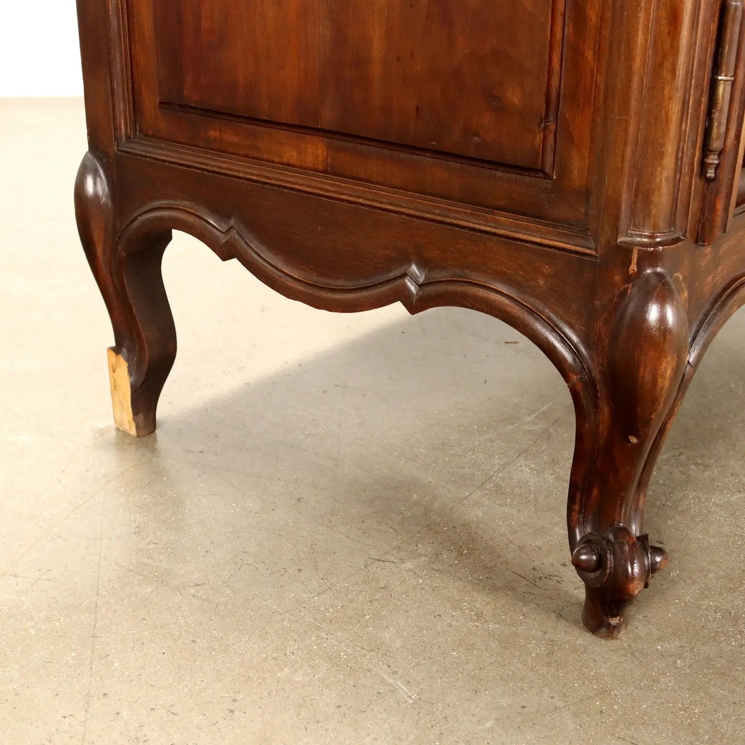 Antique Cupboard Provencal Style Walnut Piedmont XX Century - Piedmont, XX Century | Antiques | Cupboards