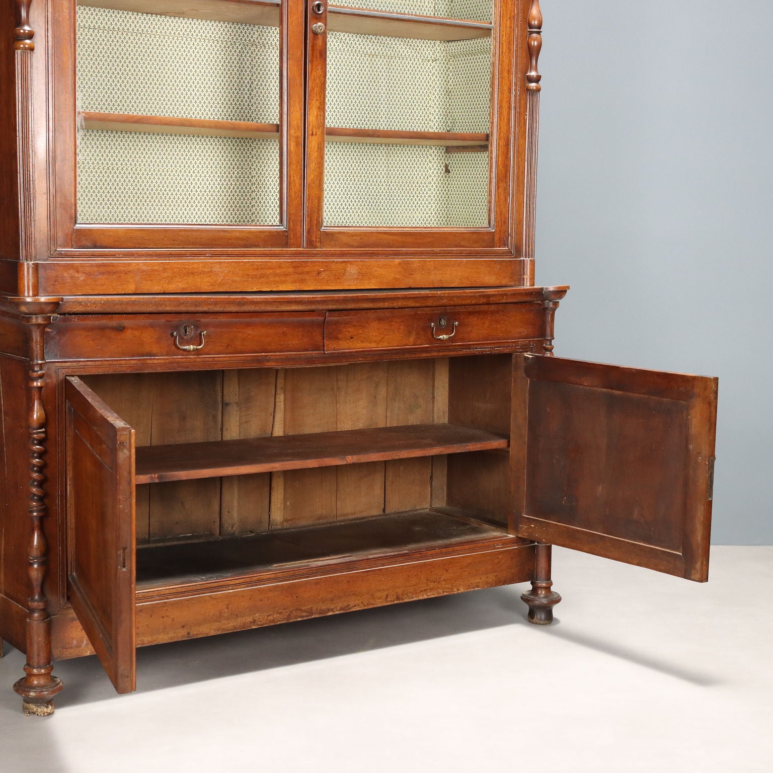  | Antiques  Cupboards