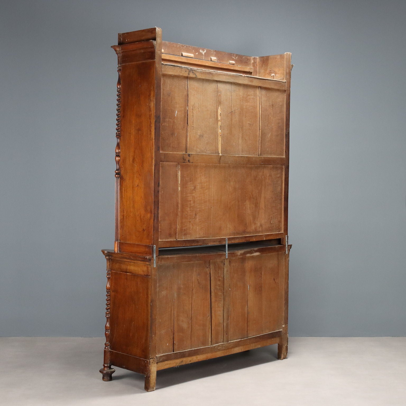  | Antiques  Cupboards