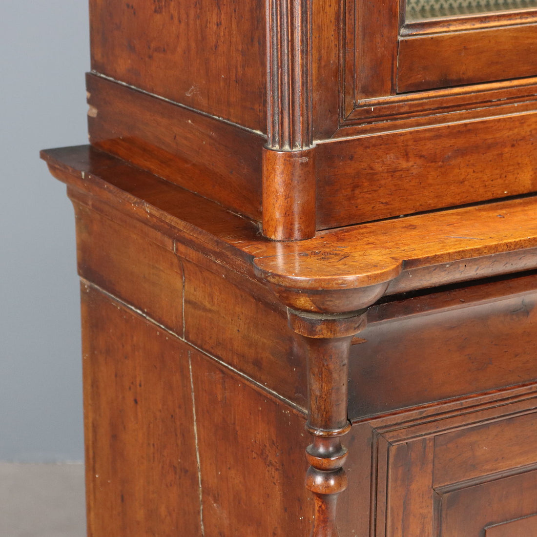  | Antiques  Cupboards