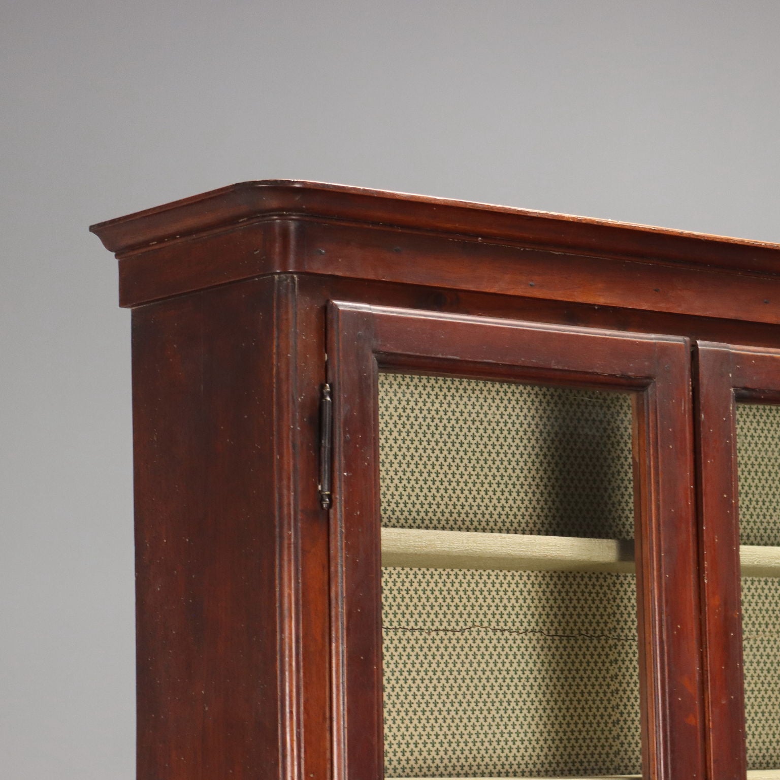  | Antiques  Cupboards