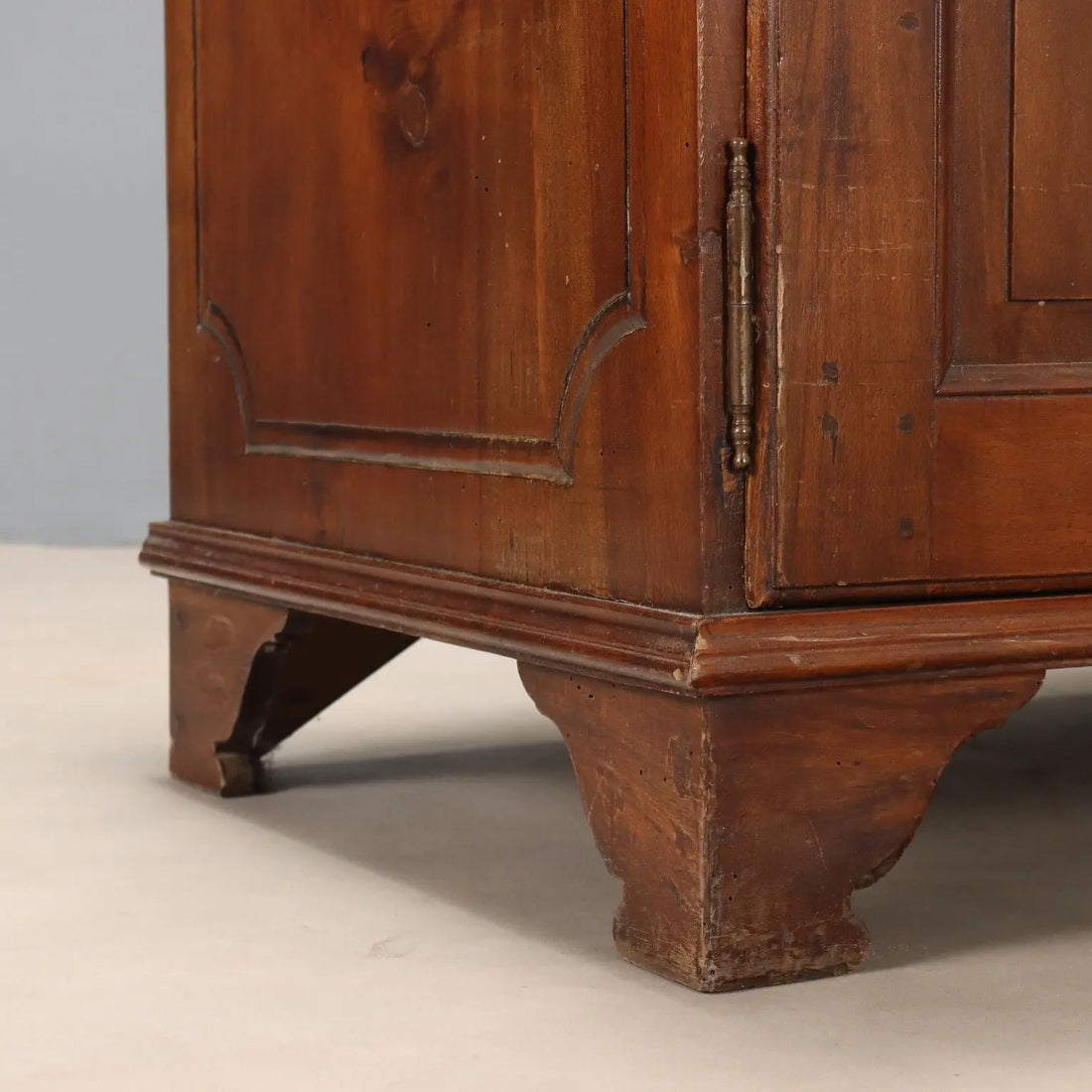 Walnut Sideboard - Italy Late 19th Century