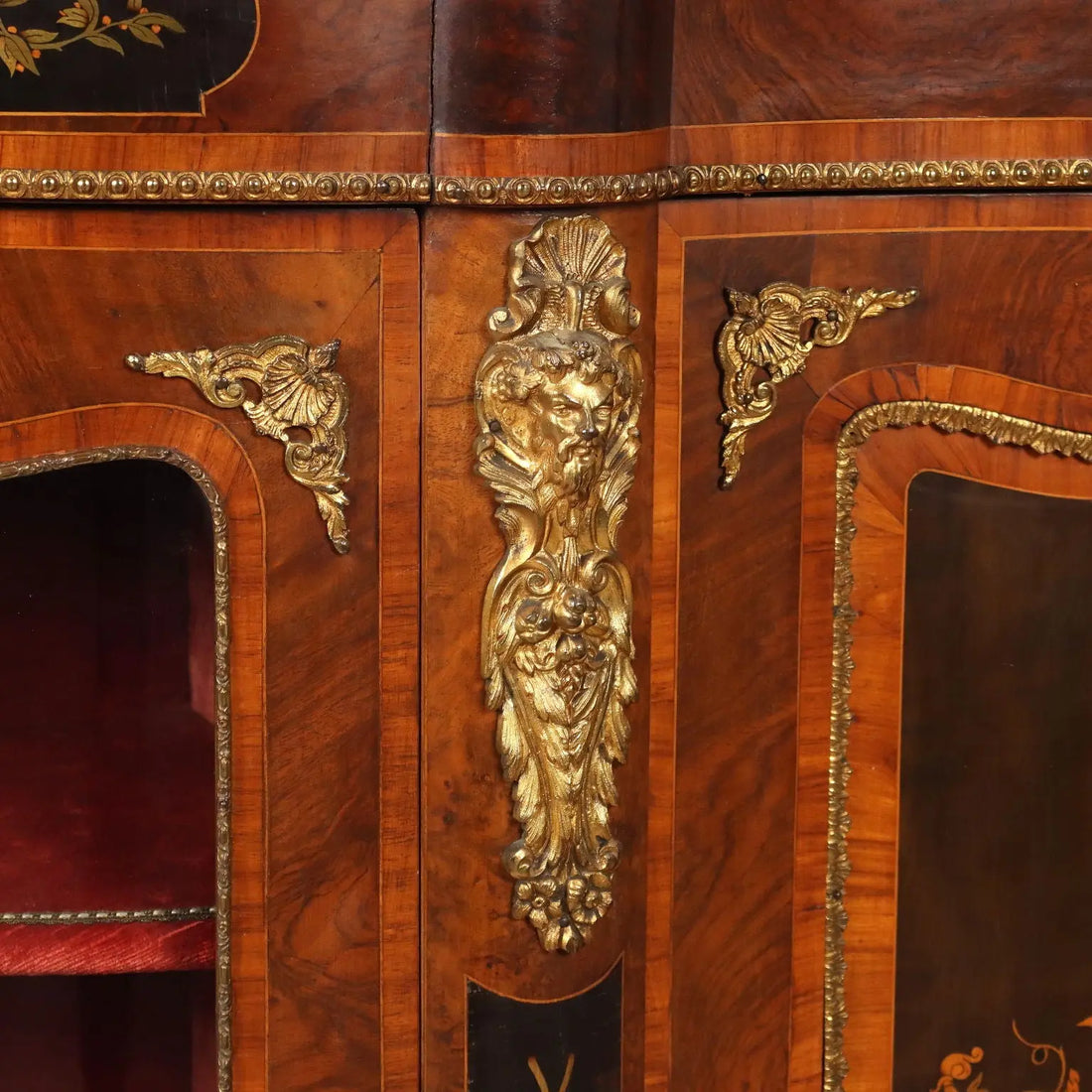 Antique Cabinet Various Wood Essences United Kingdom XIX Century