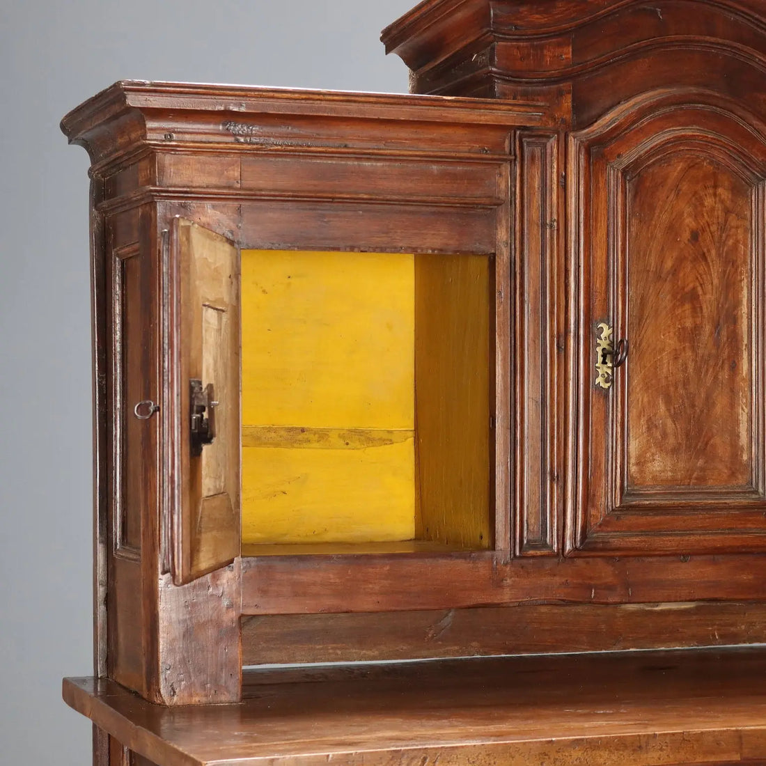 Antique Cupboard Silver Fir Poplar Walnut Italy XVIII Century