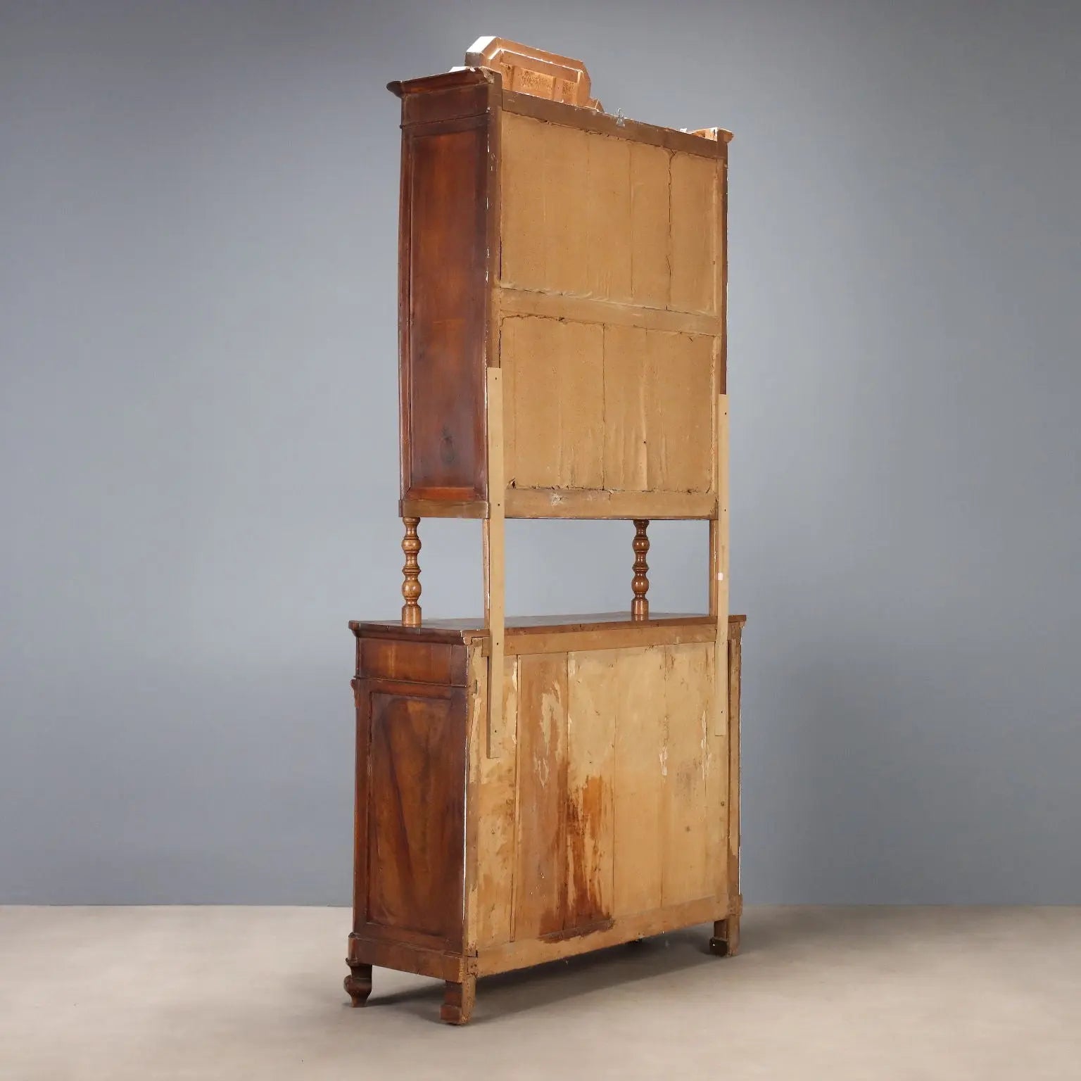 Antique Cupboard Umbertino Walnut Italy XIX Century