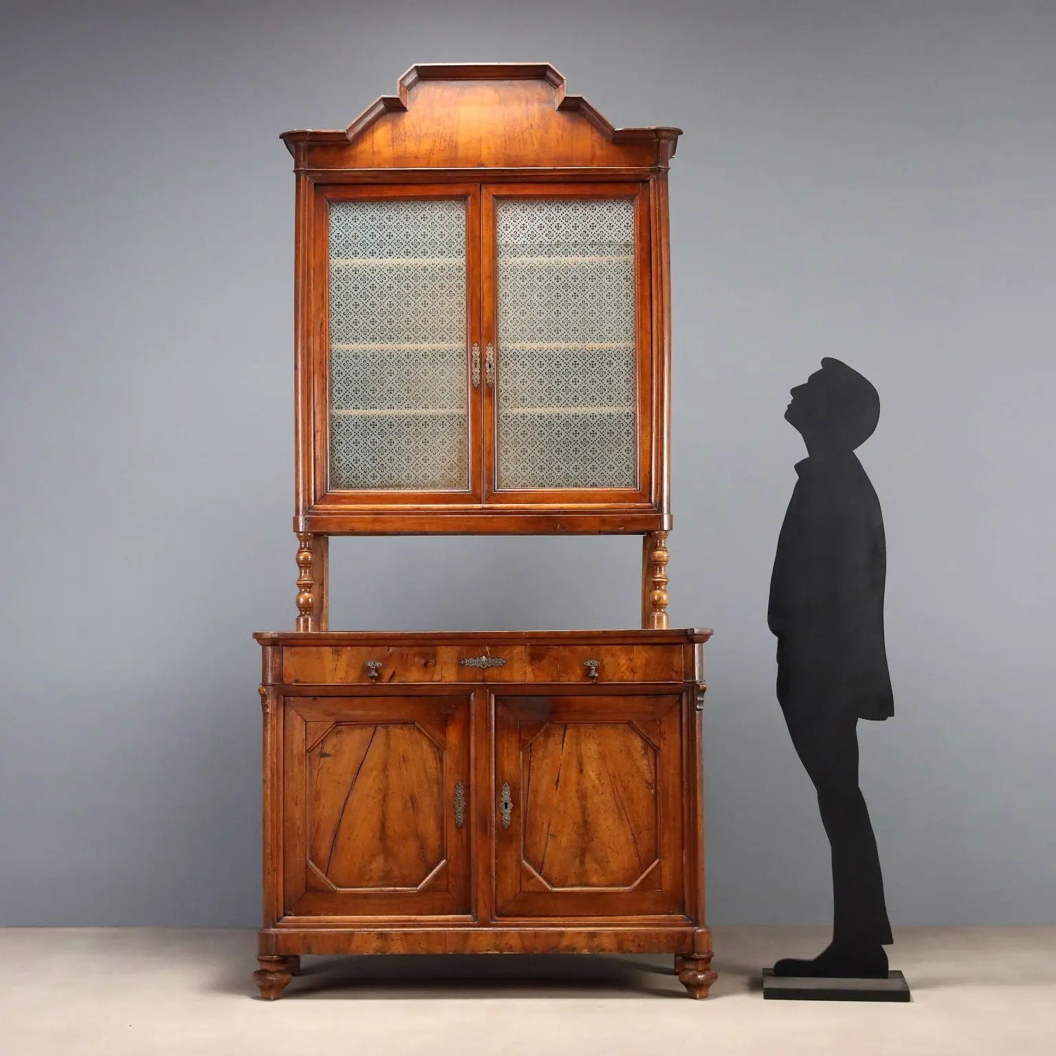 Antique Cupboard Umbertino Walnut Italy XIX Century