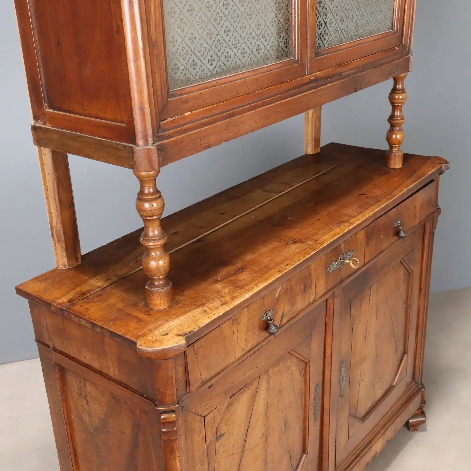 Antique Cupboard Umbertino Walnut Italy XIX Century