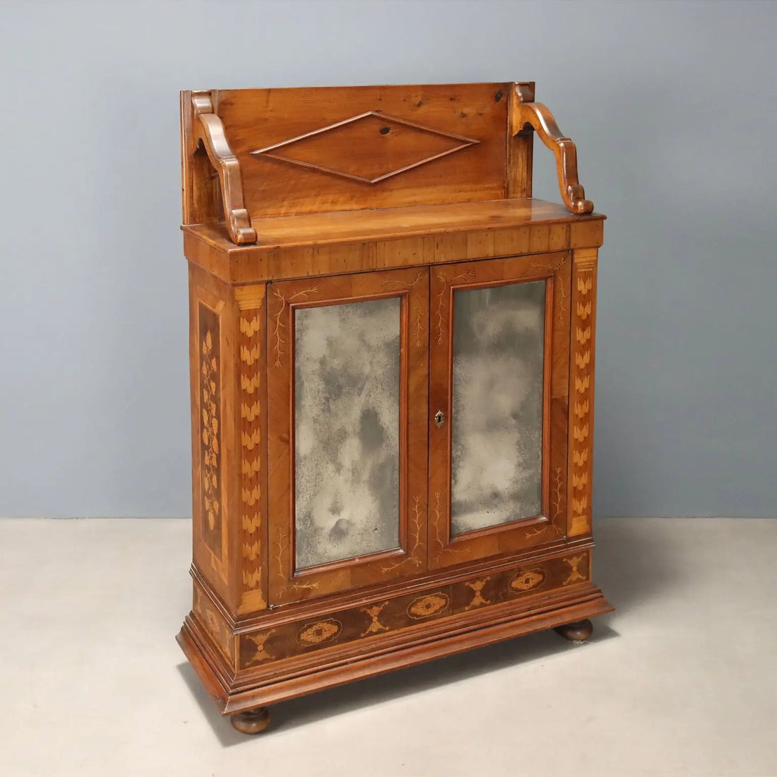 Antique Cupboard Cherrywood Maple Italy XIX-XX Century