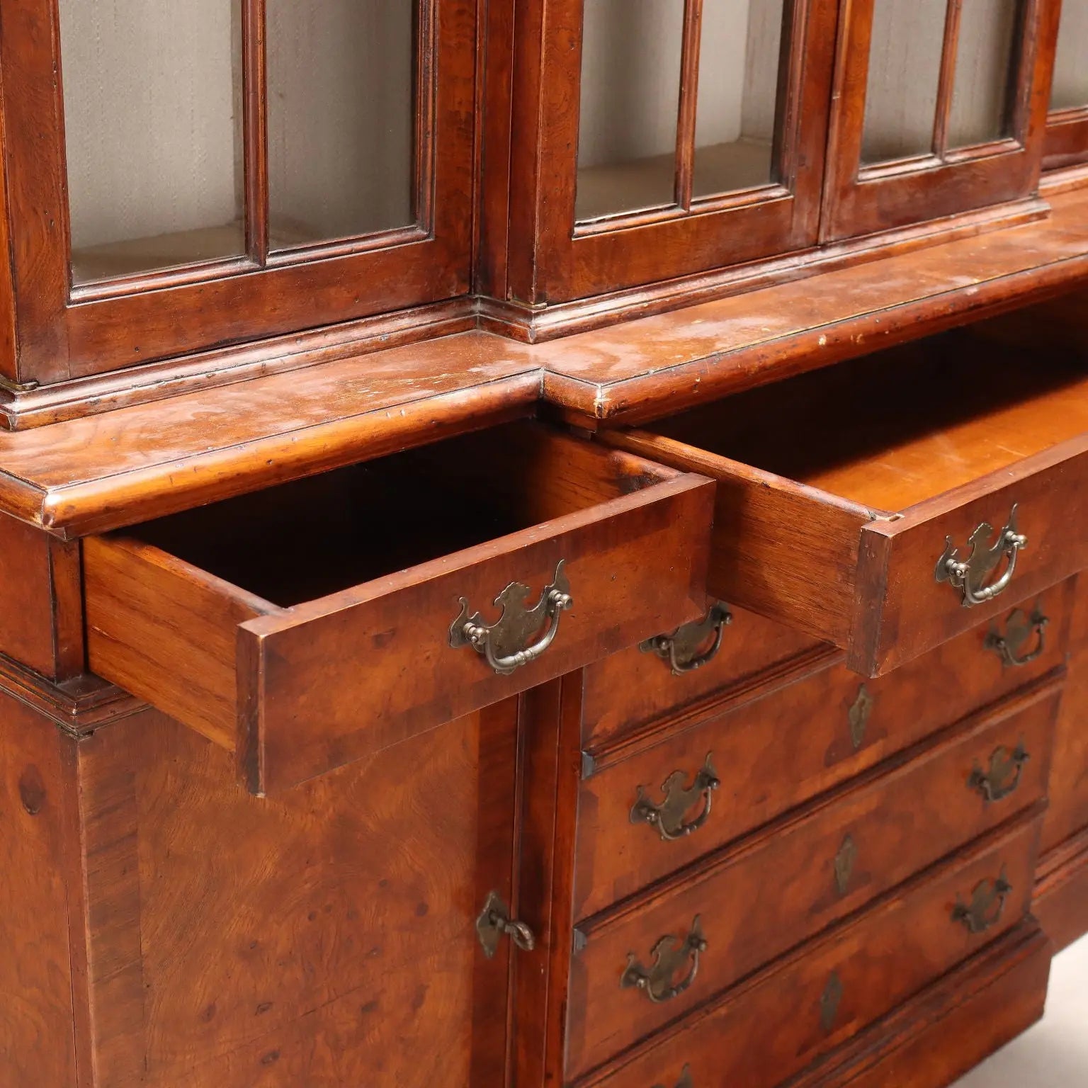 Antique Bookcase Oak 4 Doors United Kingdom XX Century