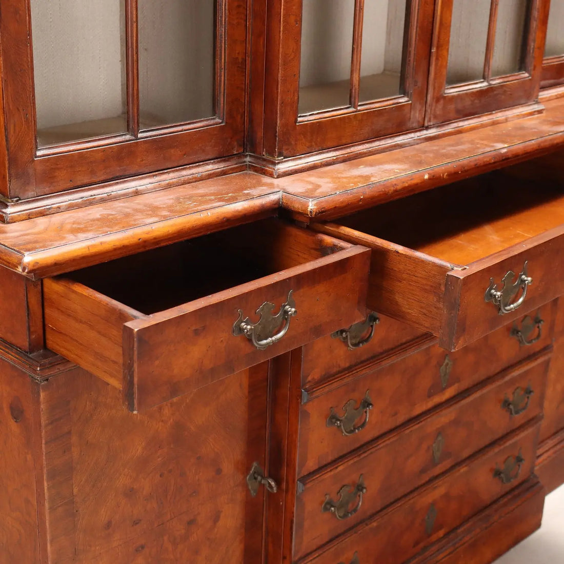 Antique Bookcase Oak 4 Doors United Kingdom XX Century