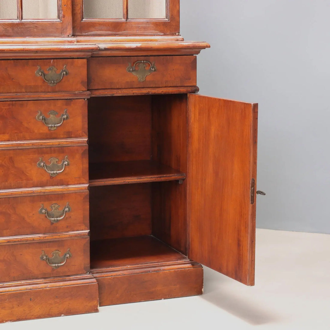 Antique Bookcase Oak 4 Doors United Kingdom XX Century