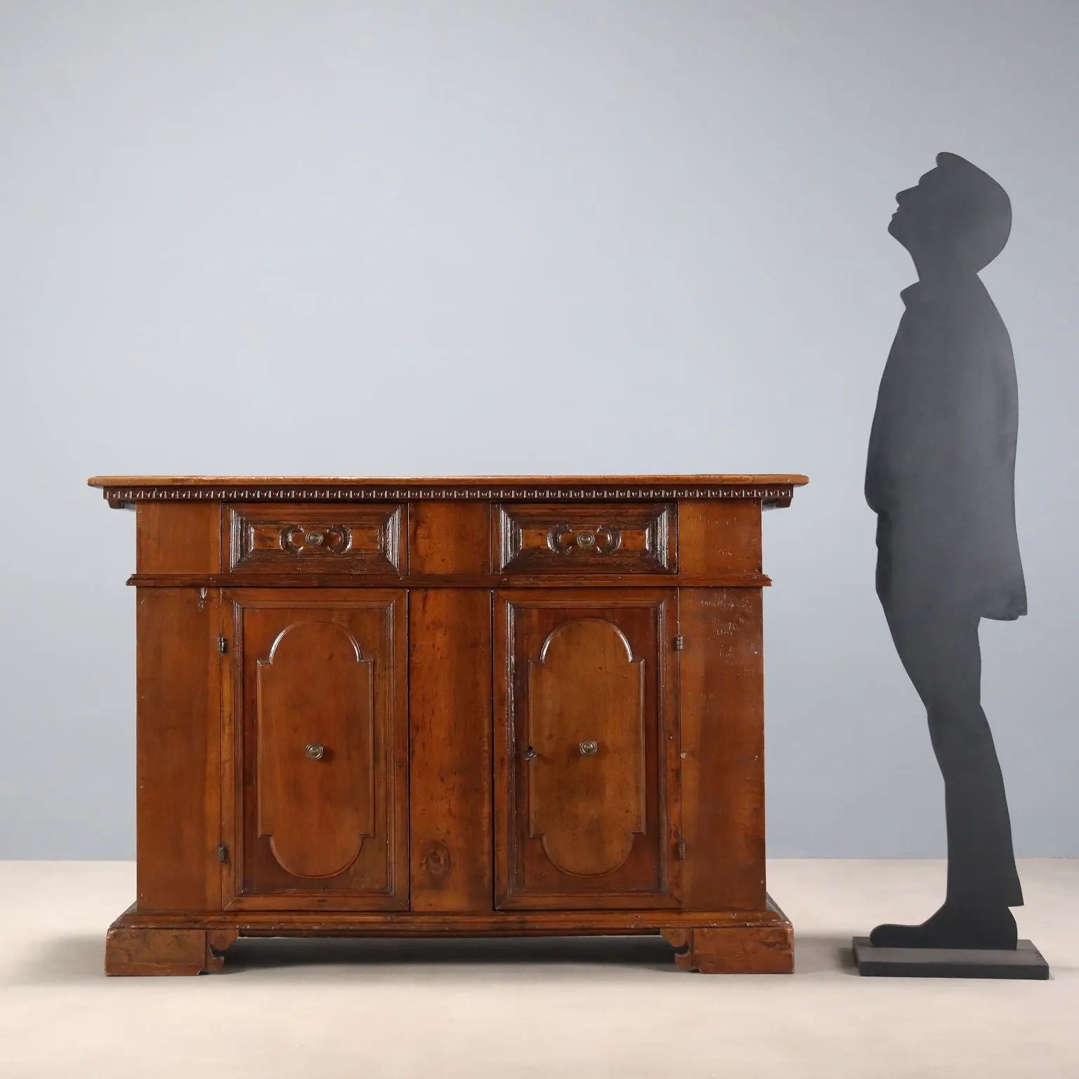 Baroque Walnut and Fir Sideboard - Italy 20th Century