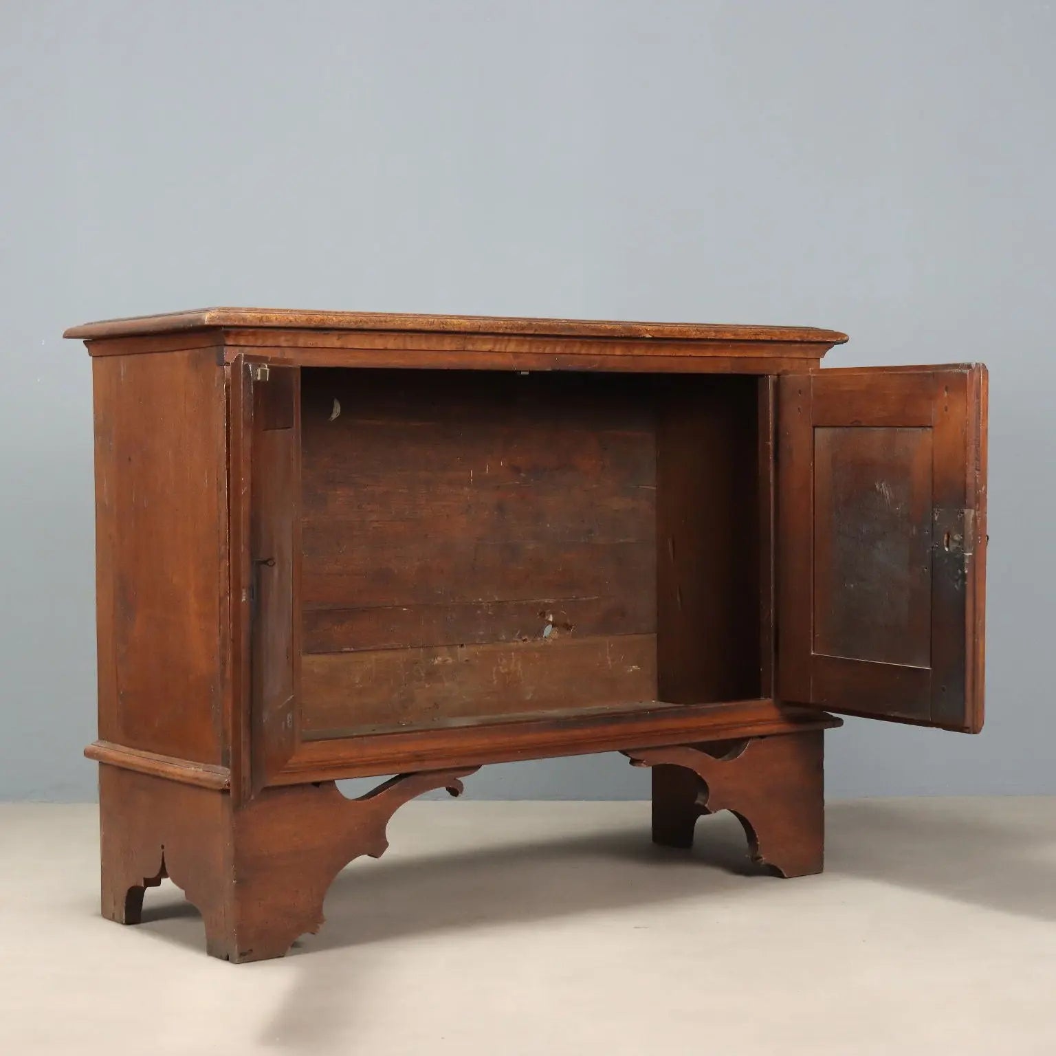 Baroque Walnut Sideboard - Italy 19th Century