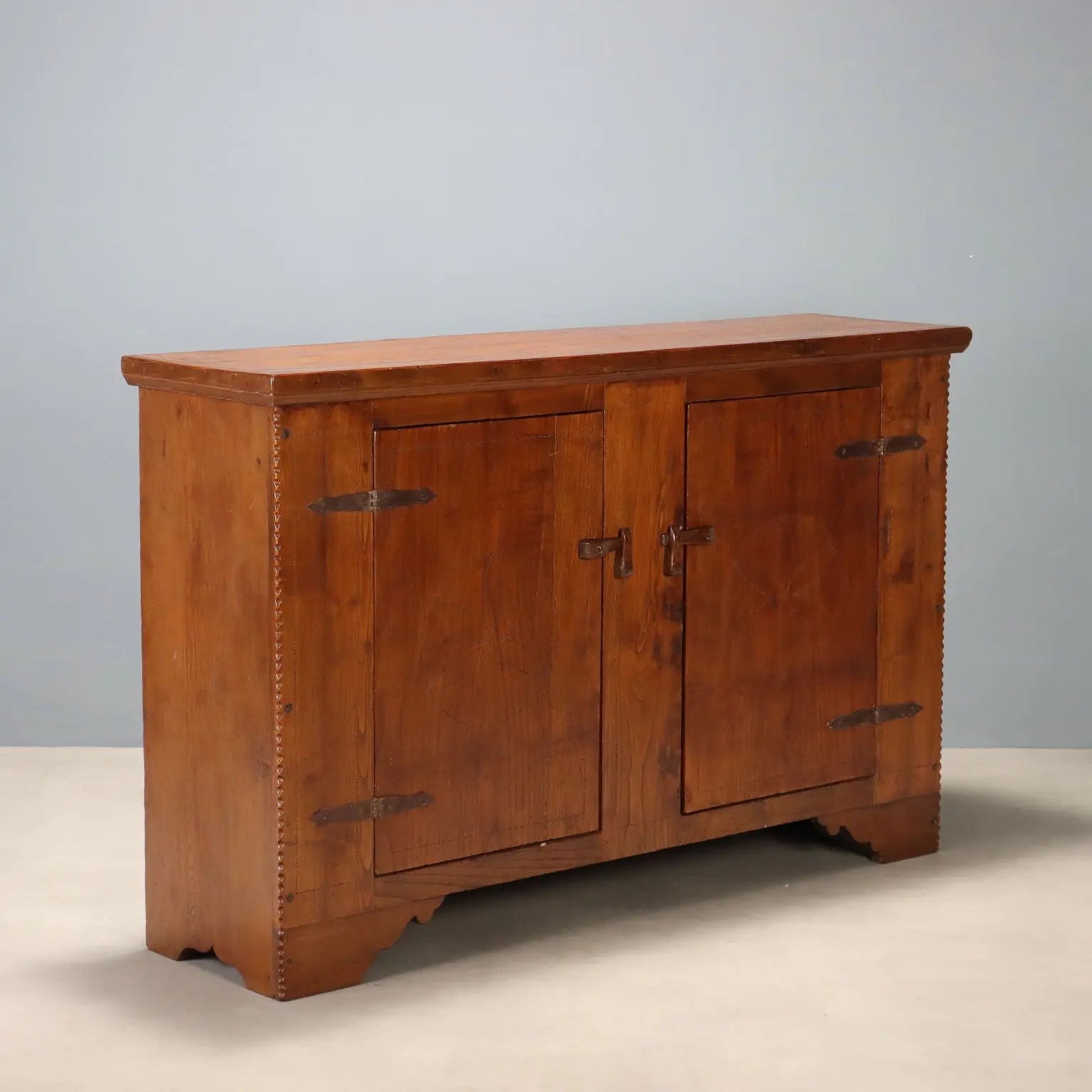 Chestnut Sideboard Trentino 20th Century