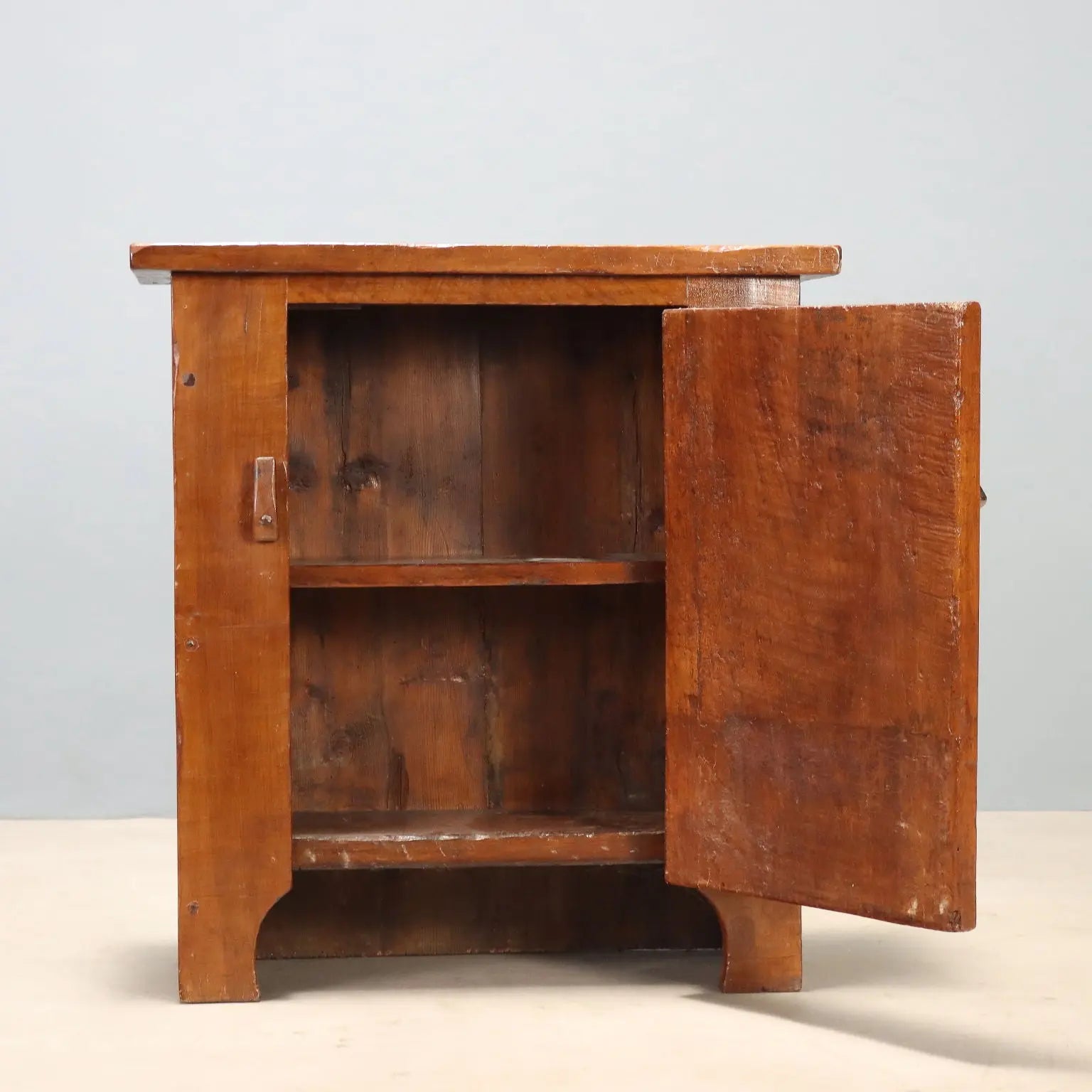 Walnut Credenza with Floral Engraving 19th Century