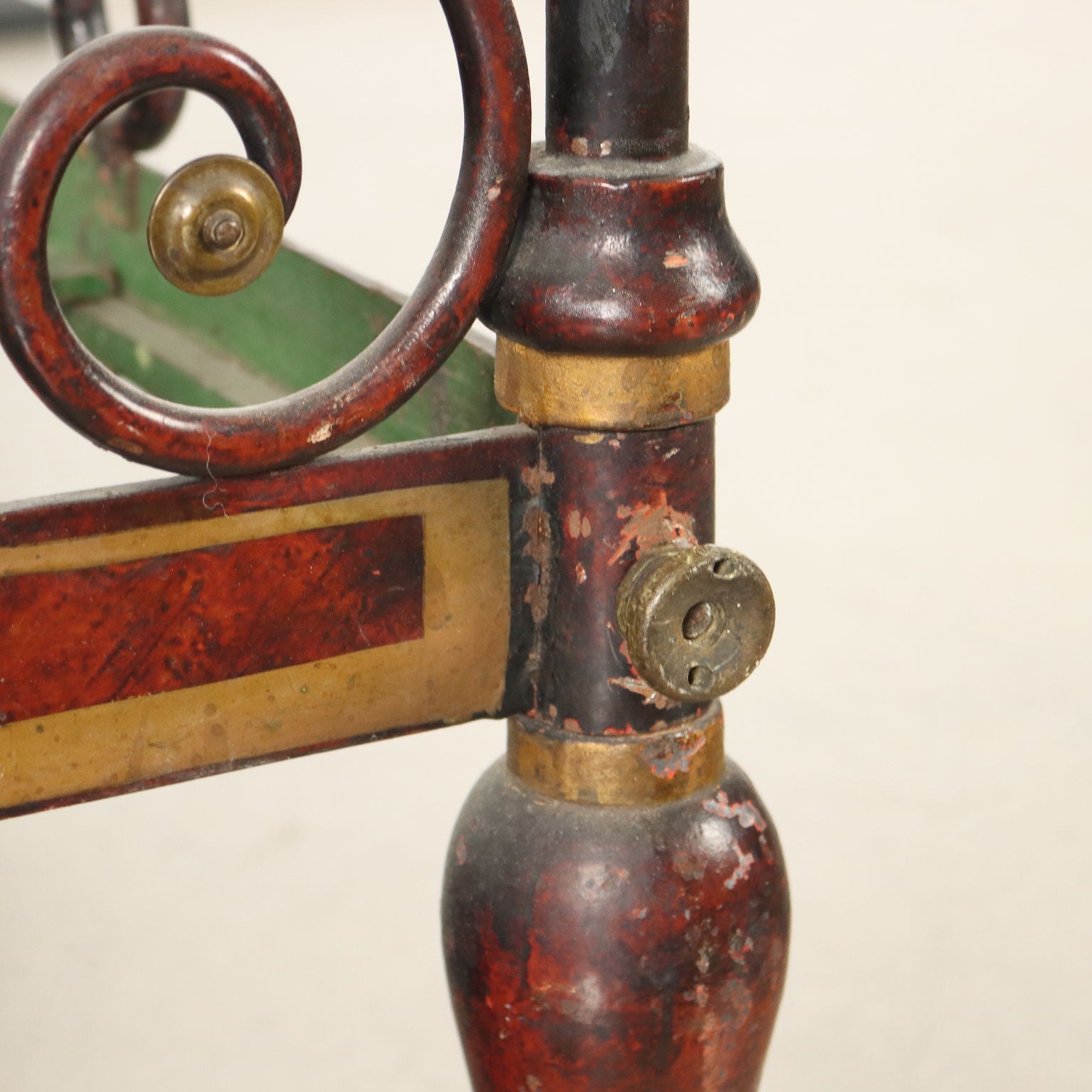  | Antiques  Beds & Headboards