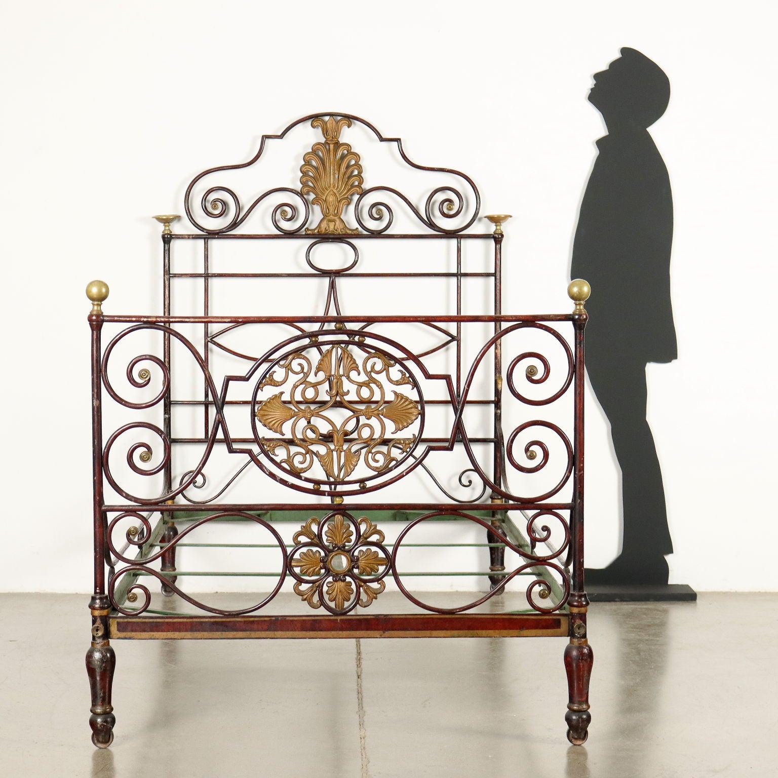  | Antiques  Beds & Headboards