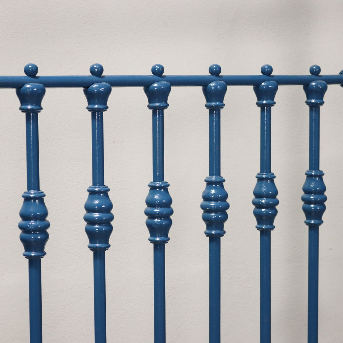  | Antiques  Beds & Headboards