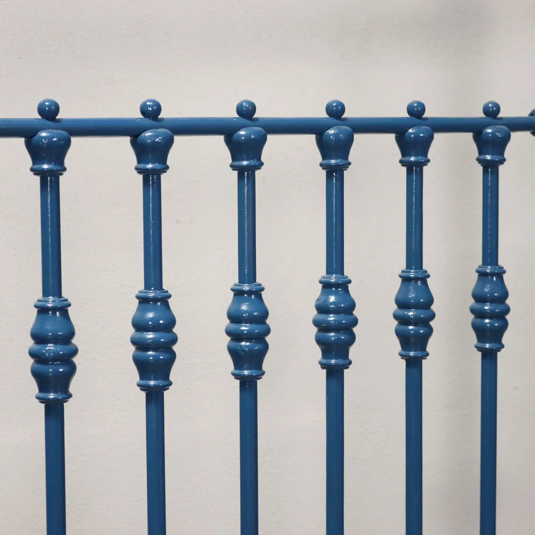 Antique Single Bed Lacquered Iron Italy XIX-XX Century - Italy, Late XIX - Early XX Century | Antiques | Beds & Headboards