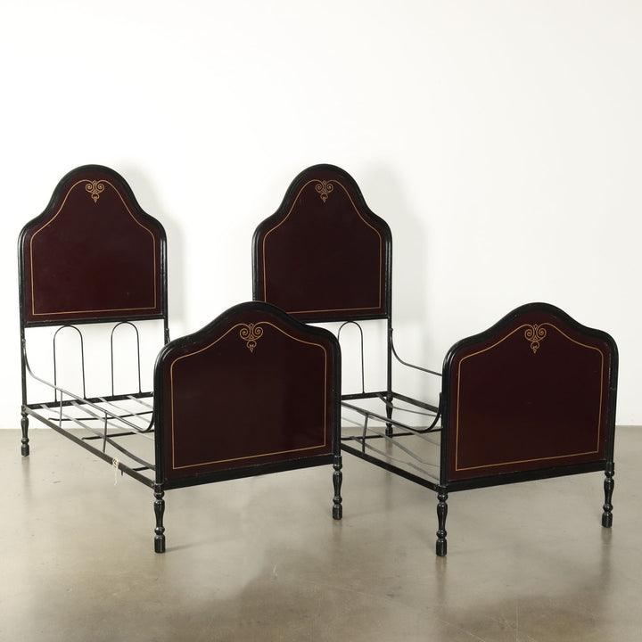  | Antiques  Beds & Headboards