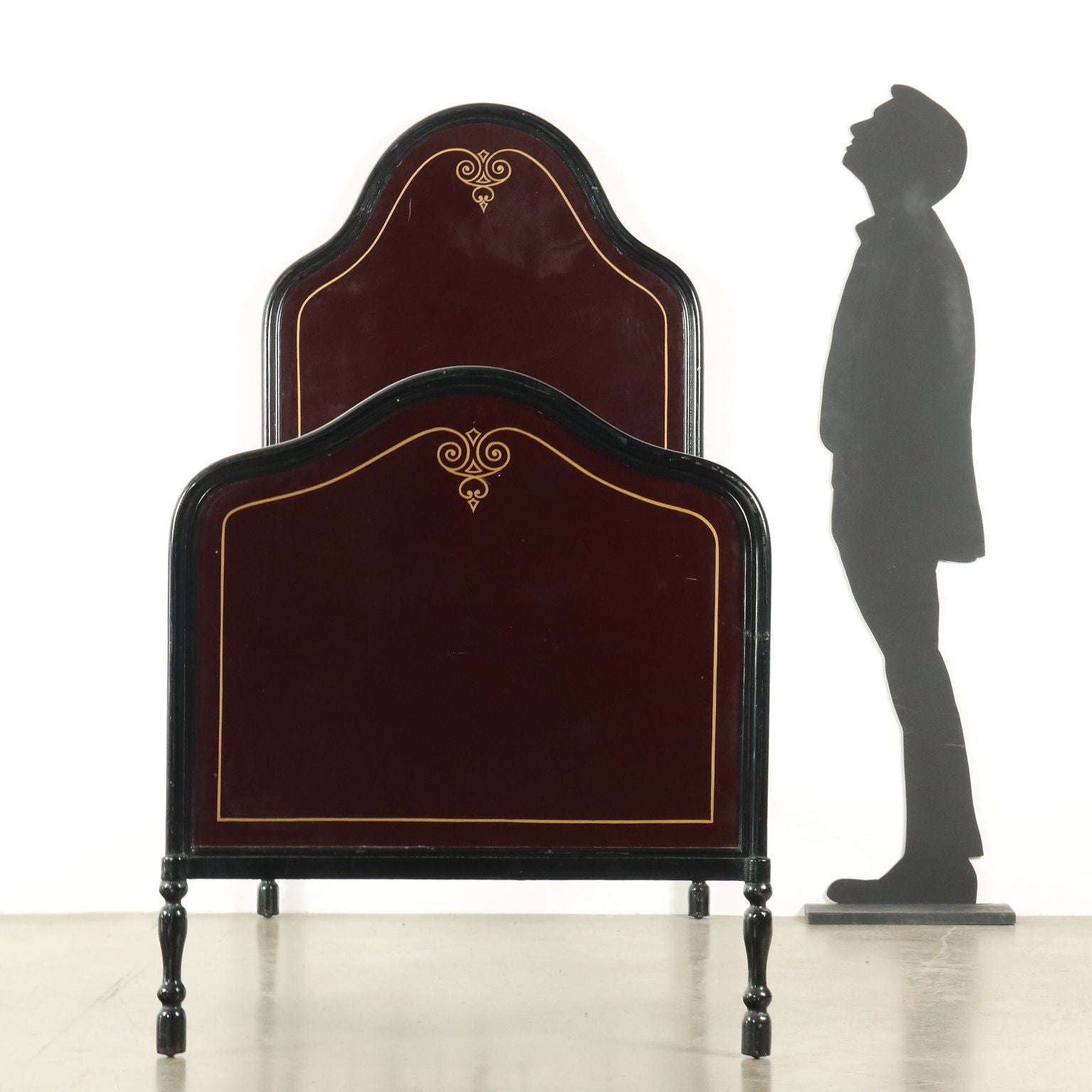  | Antiques  Beds & Headboards