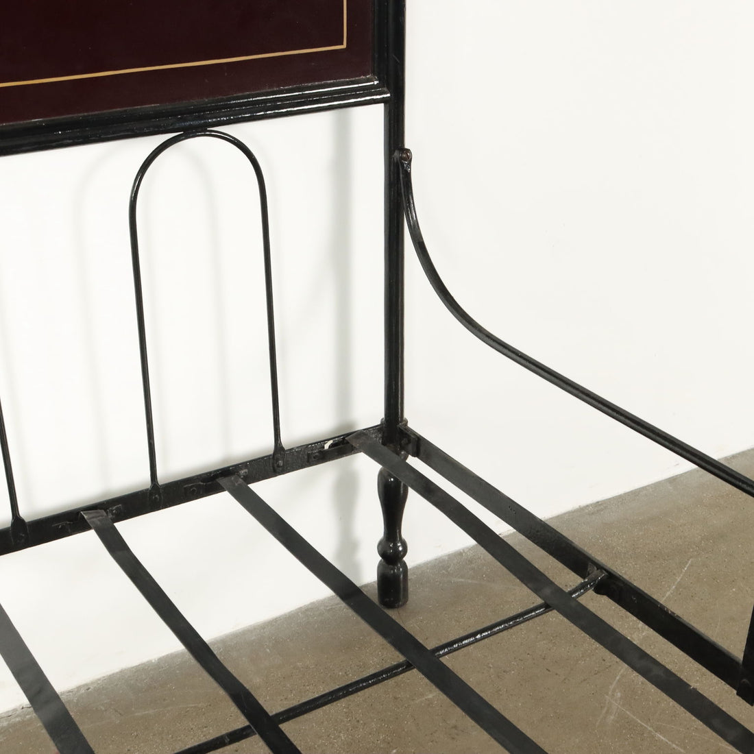  | Antiques  Beds & Headboards