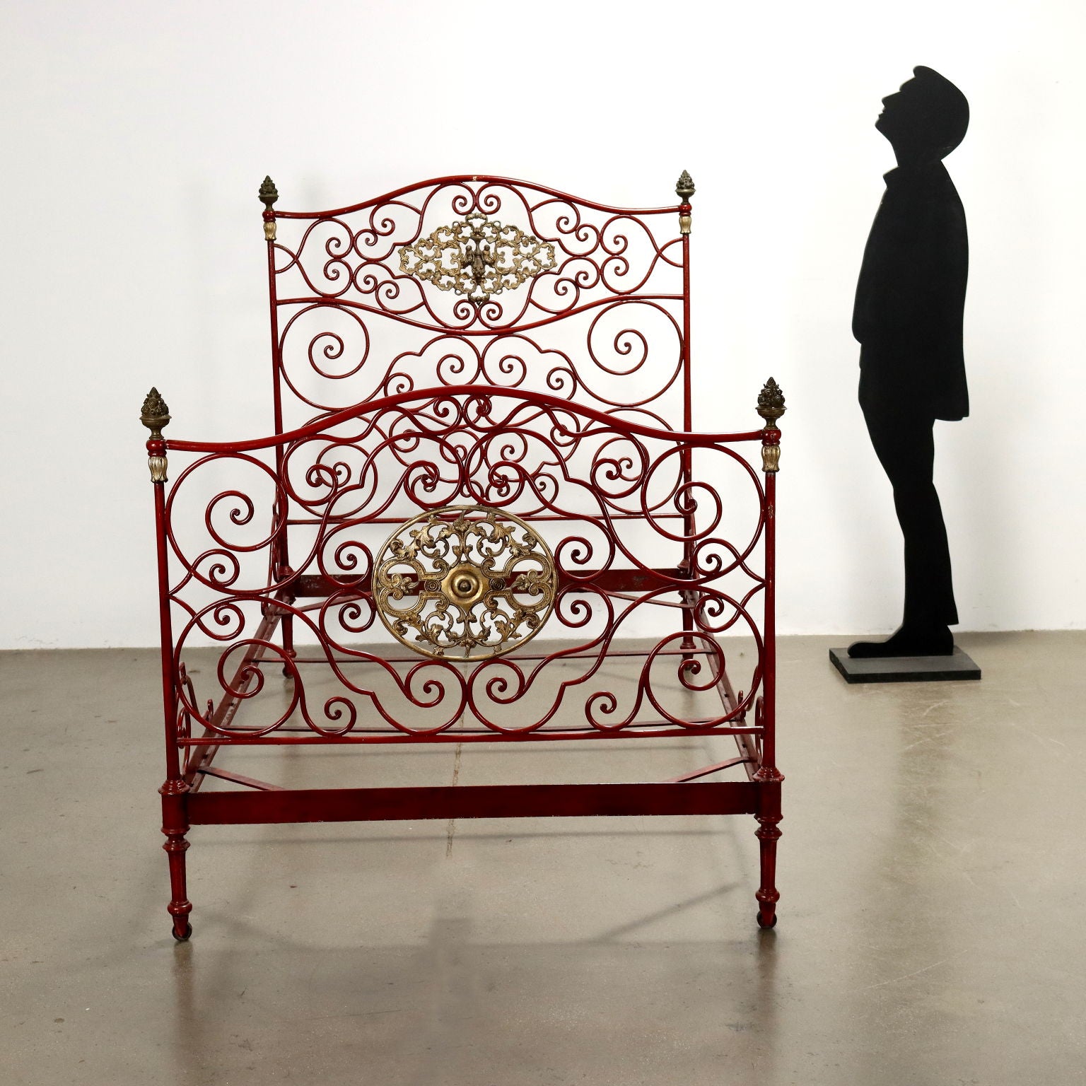  | Antiques  Beds & Headboards