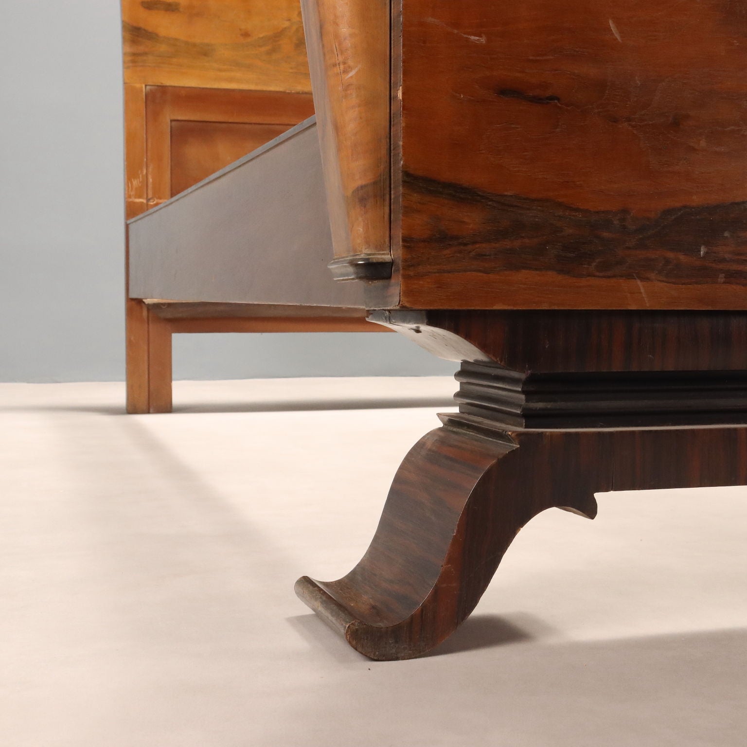  | Antiques  Beds & Headboards