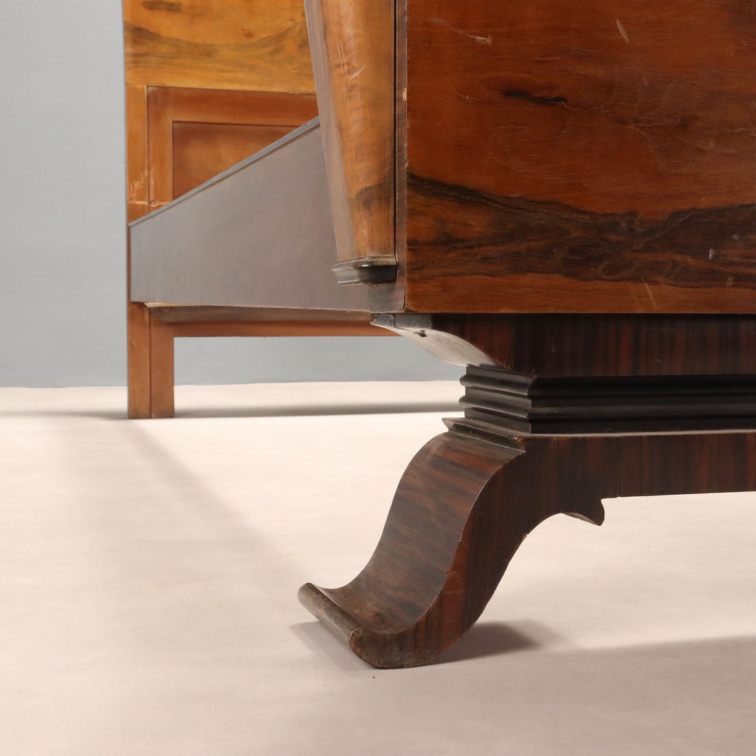  | Antiques  Beds & Headboards