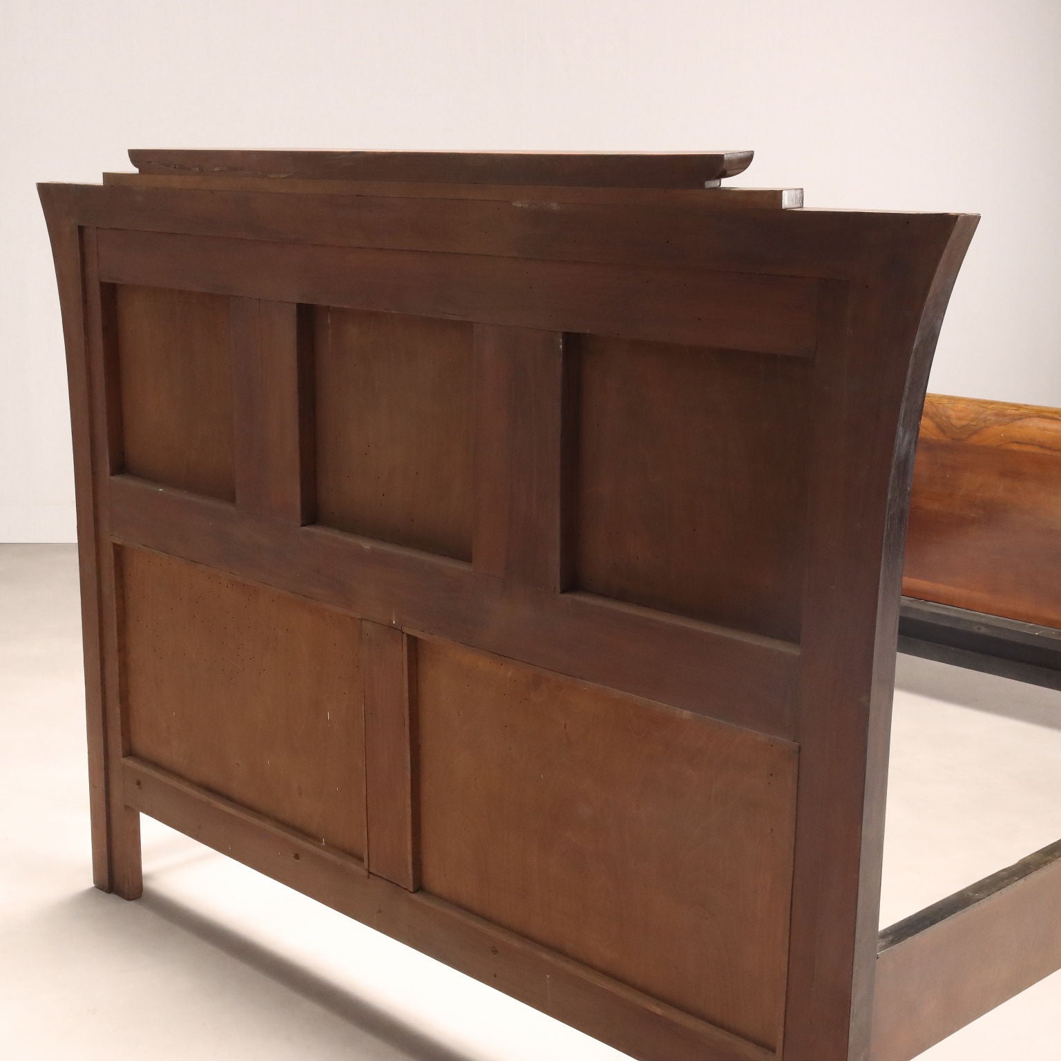  | Antiques  Beds & Headboards