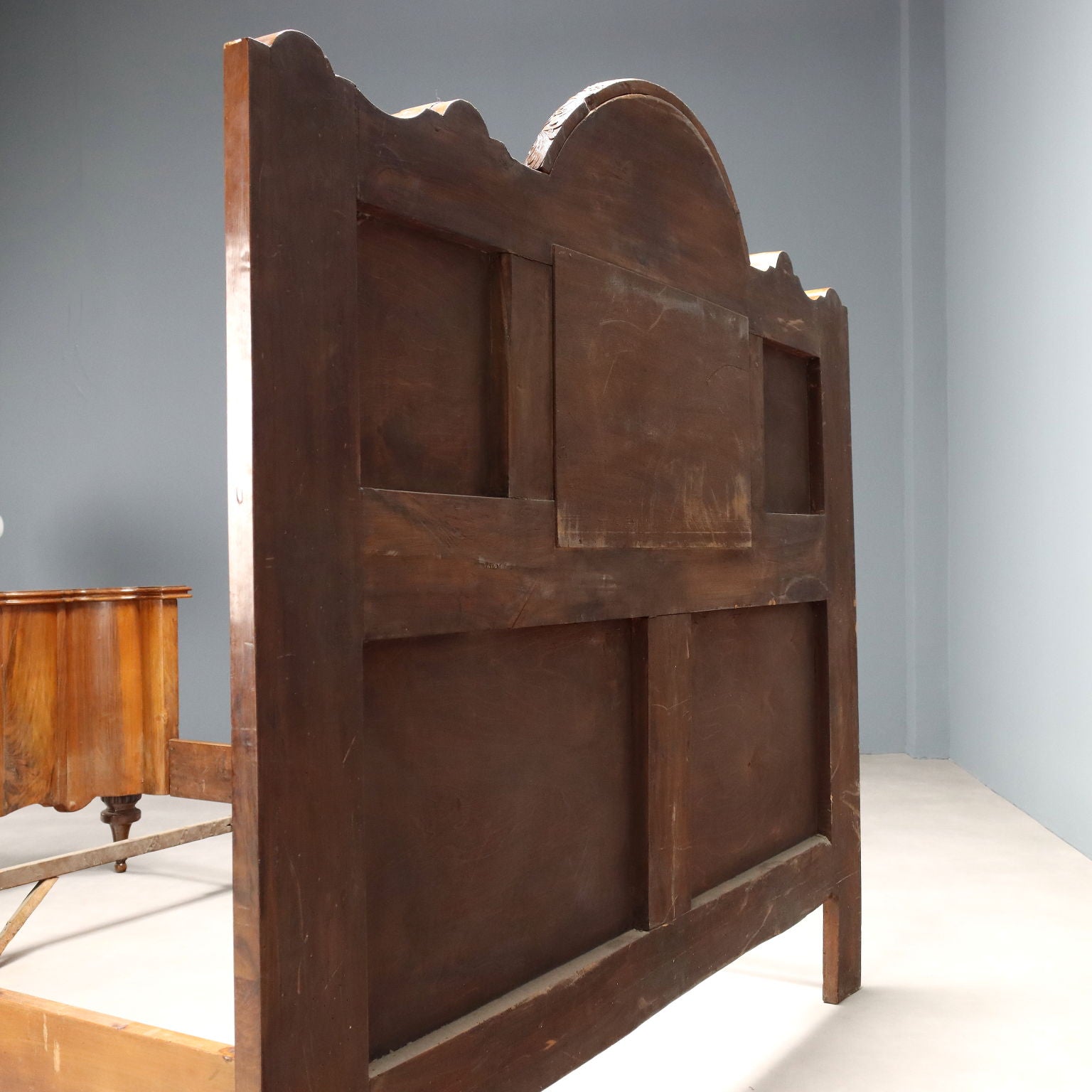  | Antiques  Beds & Headboards