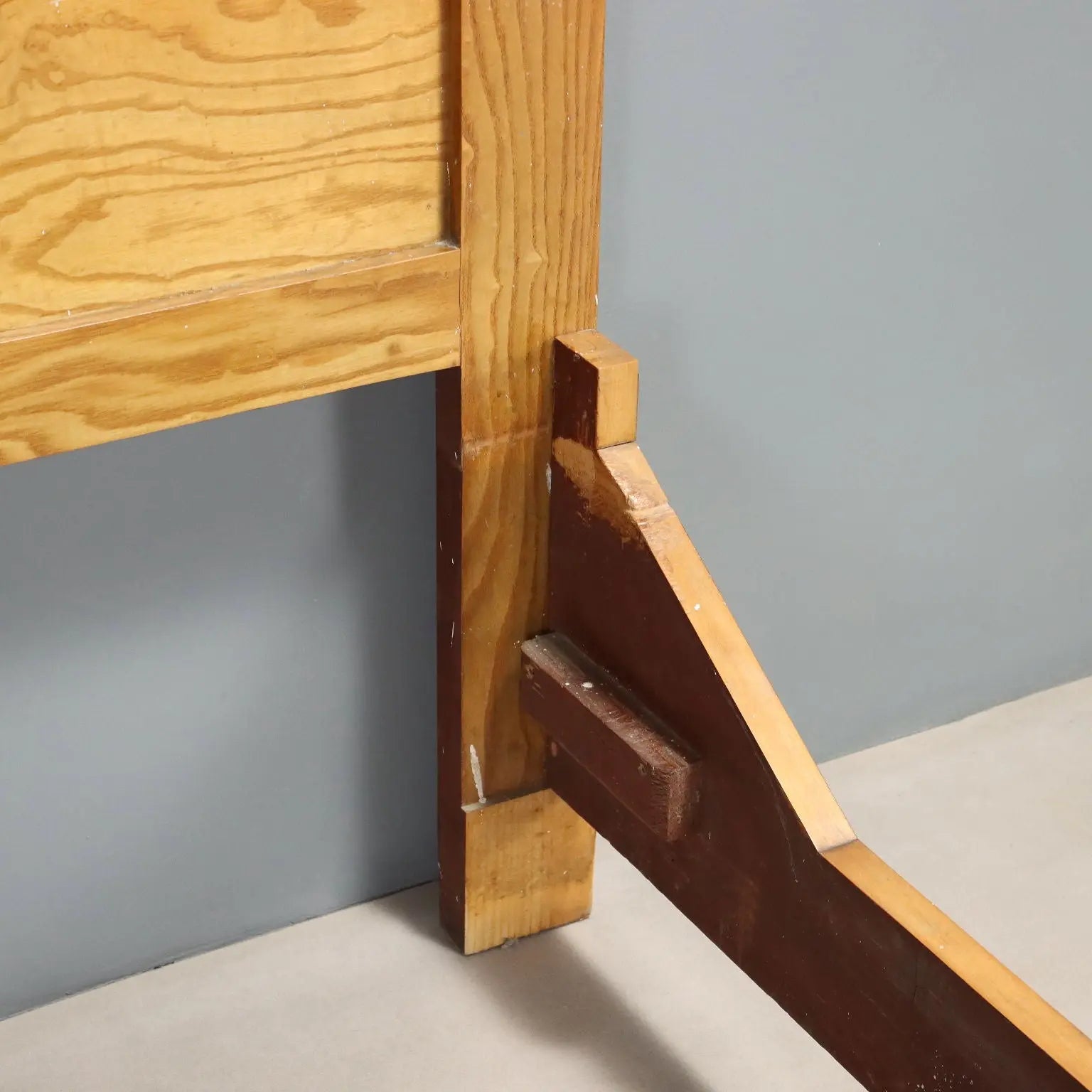 Liberty Single Bed in Oak with Mahogany Carvings
