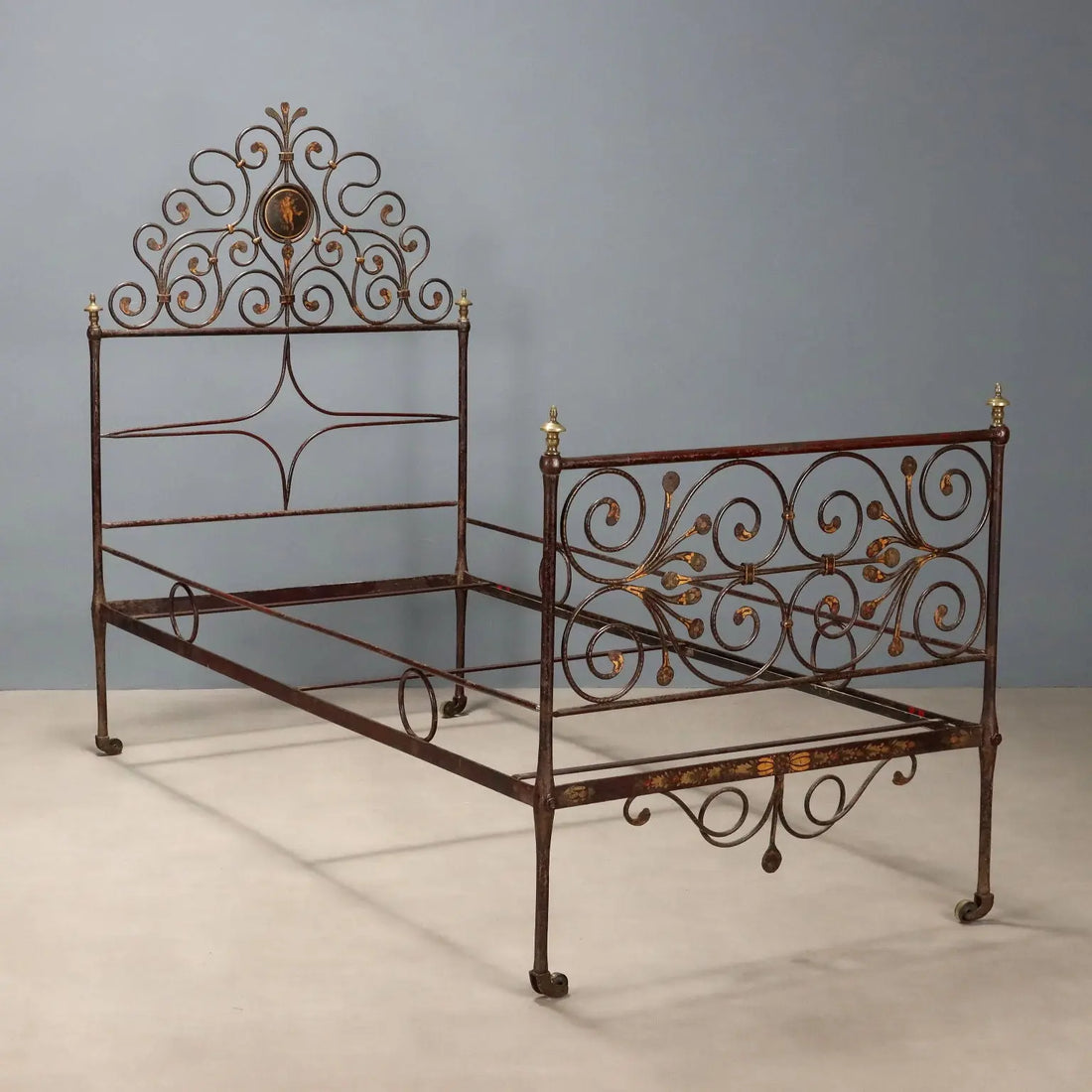 Antique Single Bed Lacquered Painted Iron Italy XIX Century - Italy, XIX Century | Antiques | Beds & Headboards