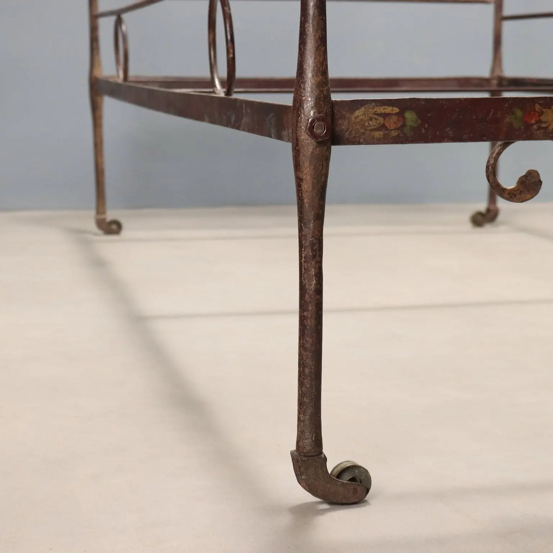 Antique Single Bed Lacquered Painted Iron Italy XIX Century - Italy, XIX Century | Antiques | Beds & Headboards