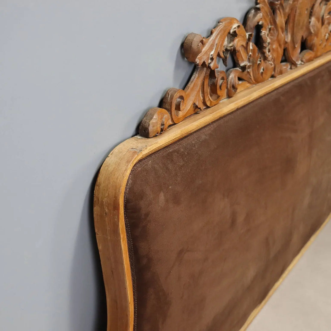 Carved Walnut Bed Headboard - 19th Century Italy