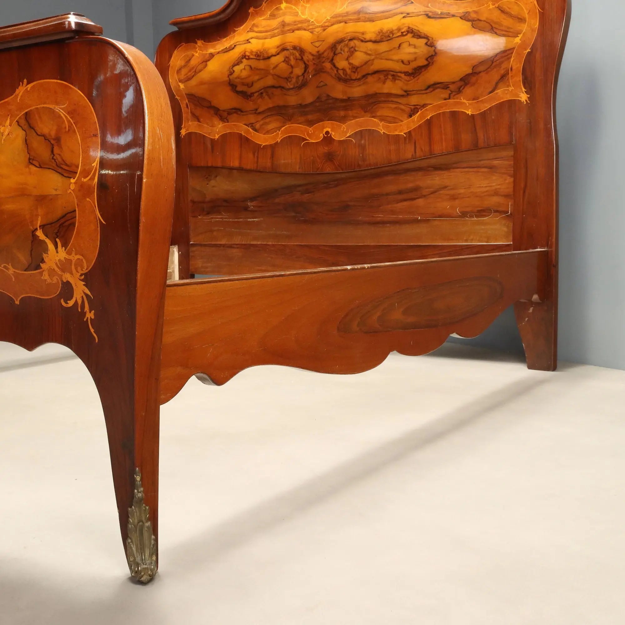 Antique Double Bed Baroque Walnut Mahogany XX Century