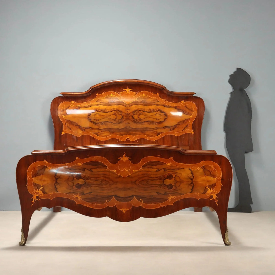 Antique Double Bed Baroque Walnut Mahogany XX Century