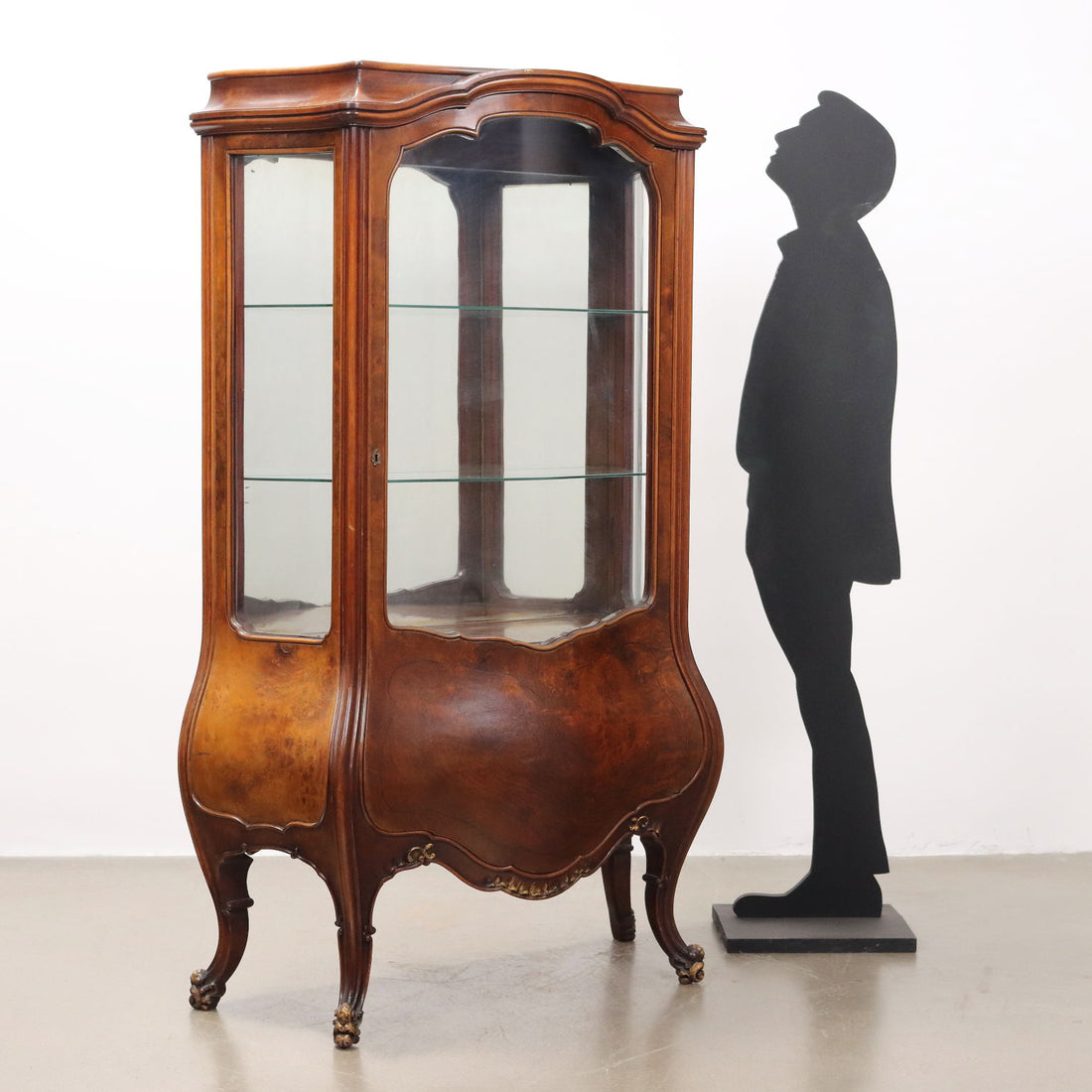 Antique Showcase Baroque Style Walnut Decorations Italy XX Century - Baroque Style Showcase | Antiques  Bookcases & Showcases