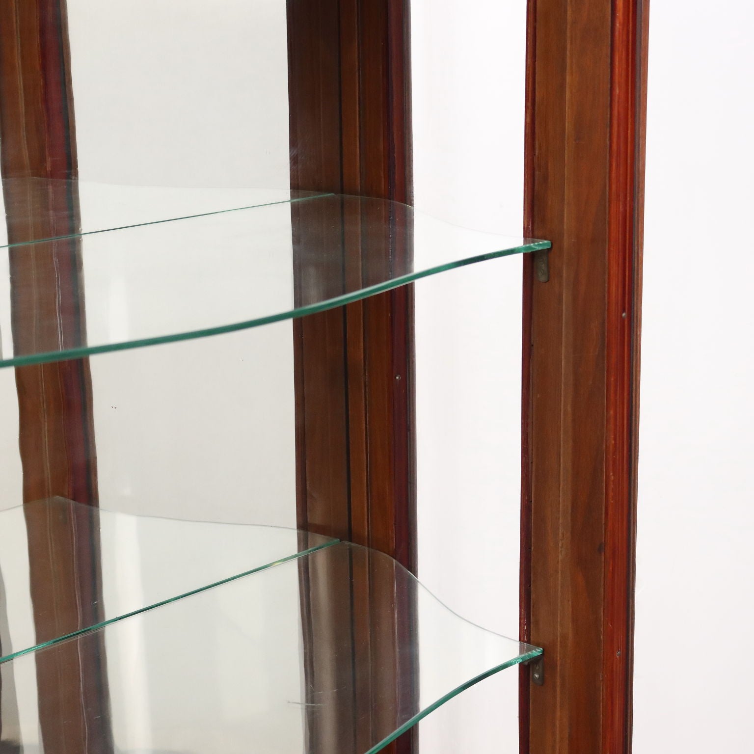 Antique Showcase Baroque Style Walnut Decorations Italy XX Century - Baroque Style Showcase | Antiques  Bookcases & Showcases