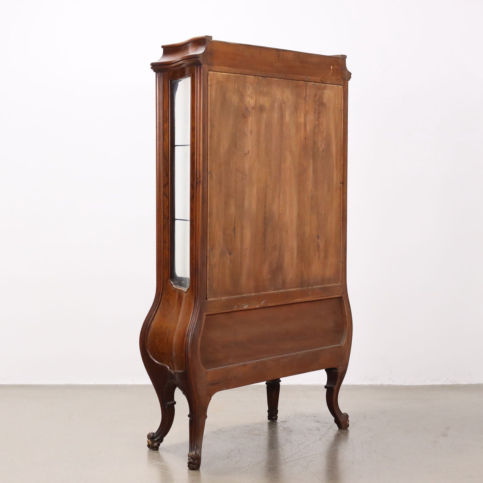 Antique Showcase Baroque Style Walnut Decorations Italy XX Century - Baroque Style Showcase | Antiques  Bookcases & Showcases