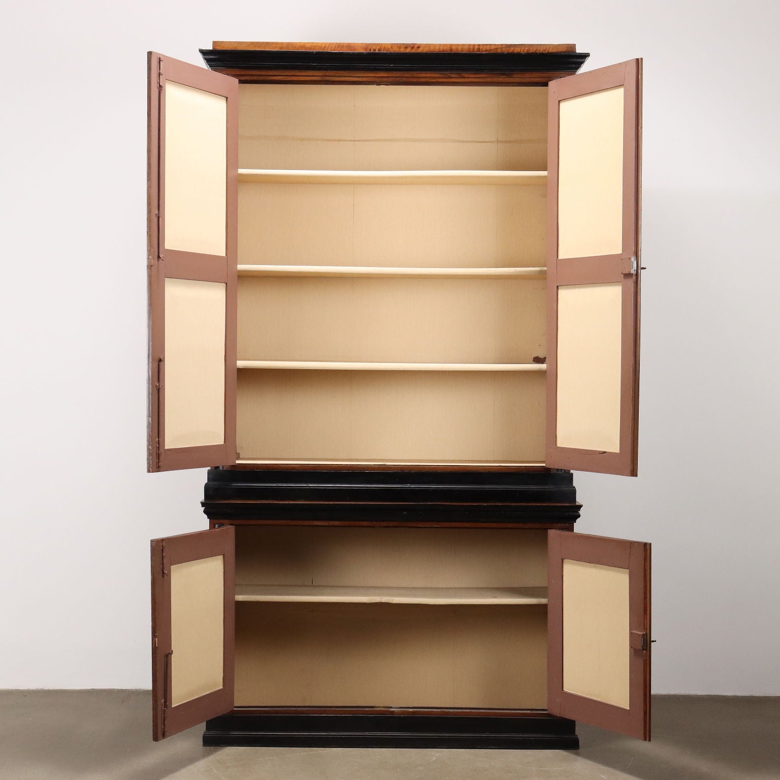  | Antiques  Cupboards