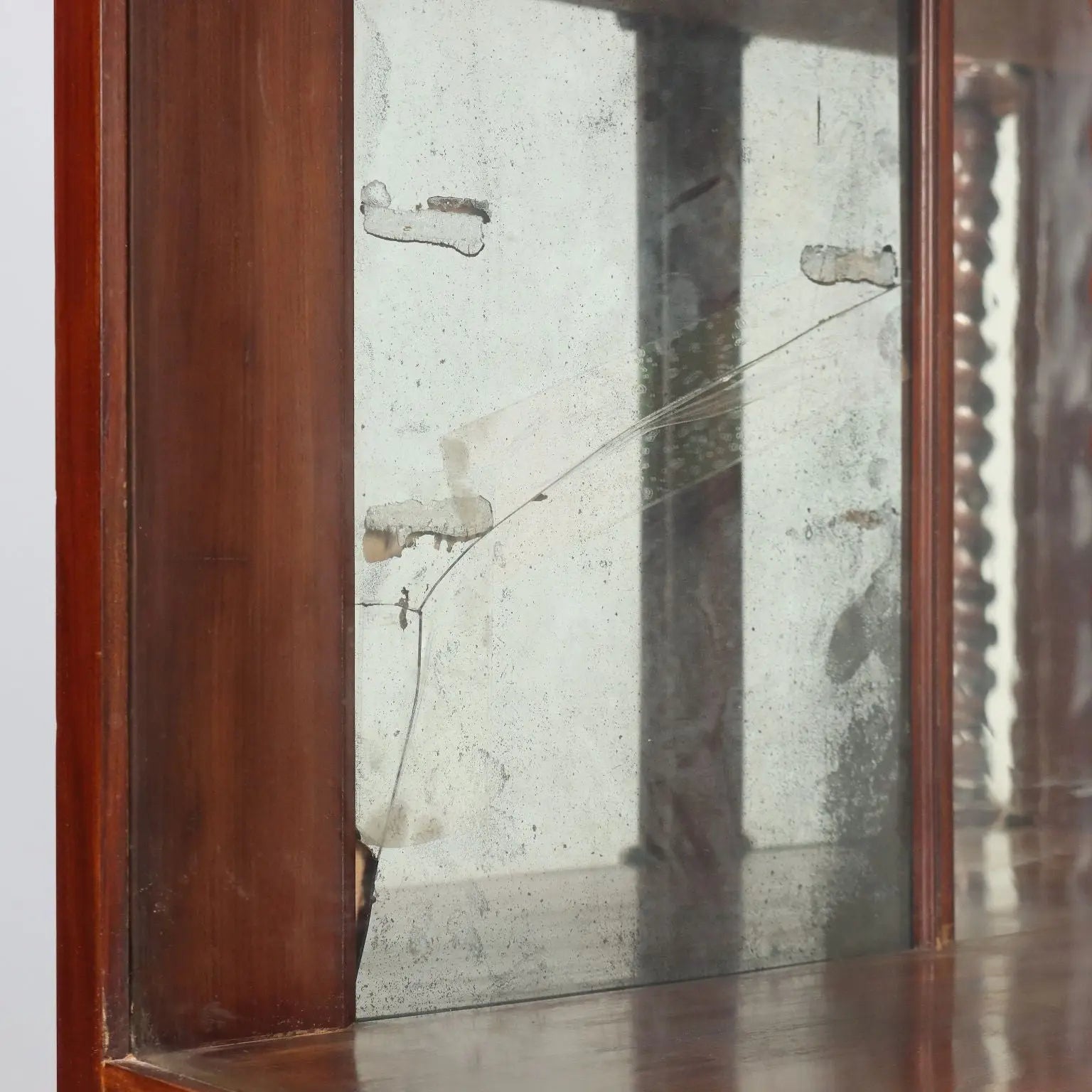 Louis Philippe Mahogany Display Cabinet - Italy 19th Century