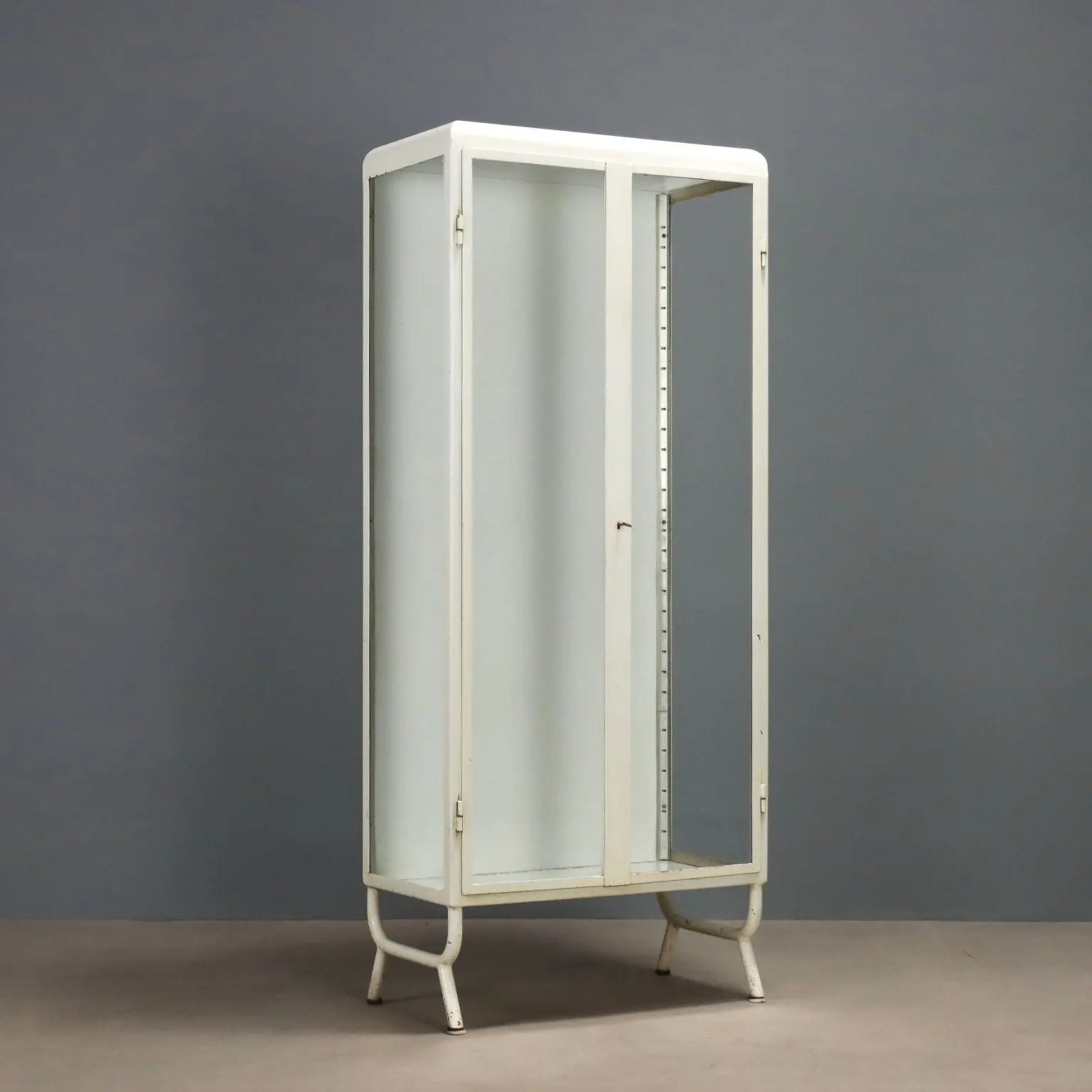 Antique Showcase Enamelled Iron Glass Italy XX Century - Italy, Early XX Century | Antiques | Bookcases & Showcases
